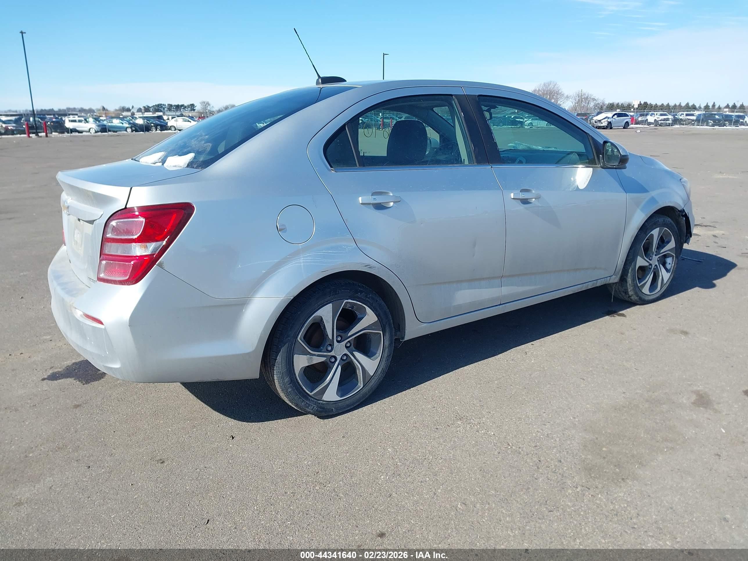 CHEVROLET SONIC image 4