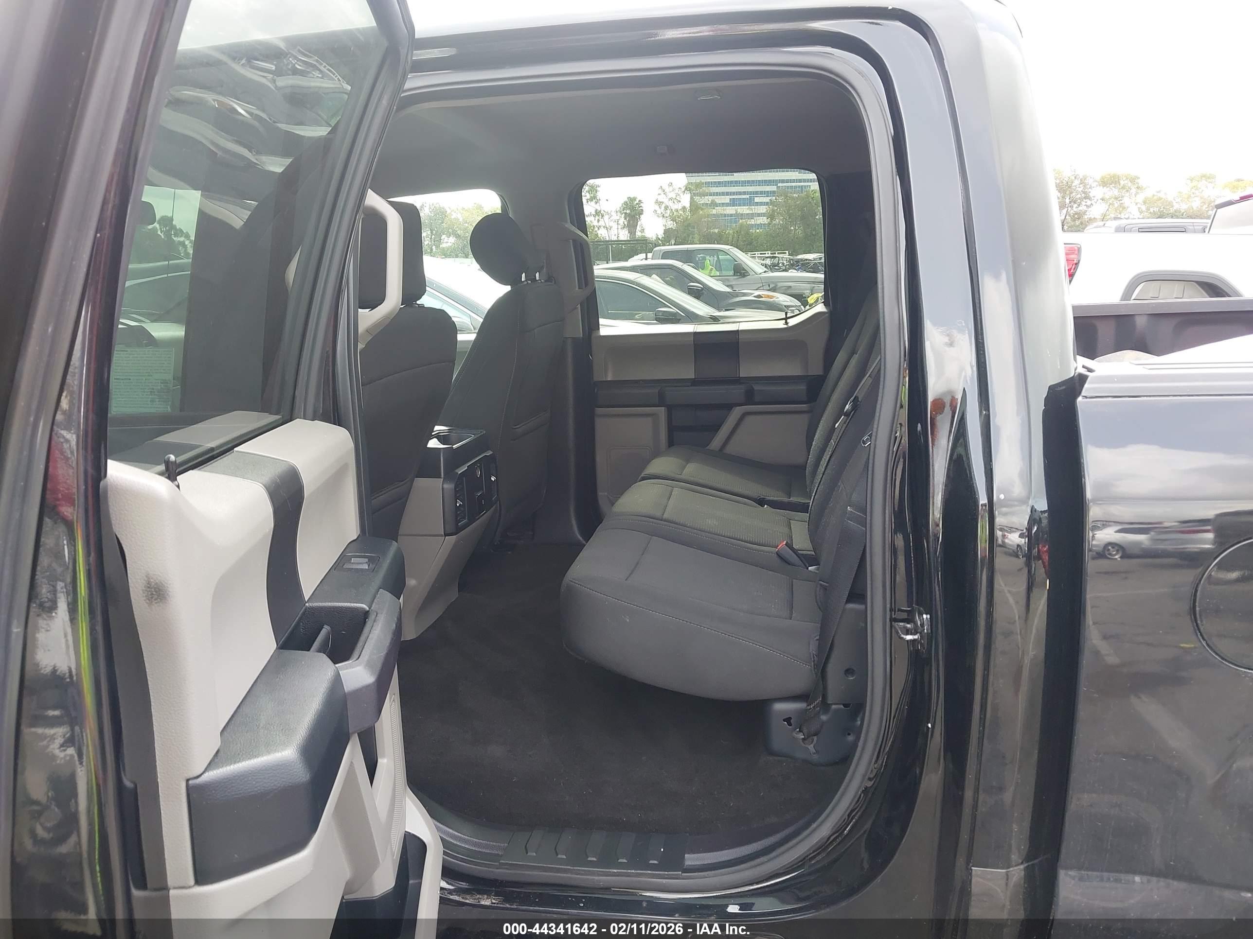 FORD F-150 image 8