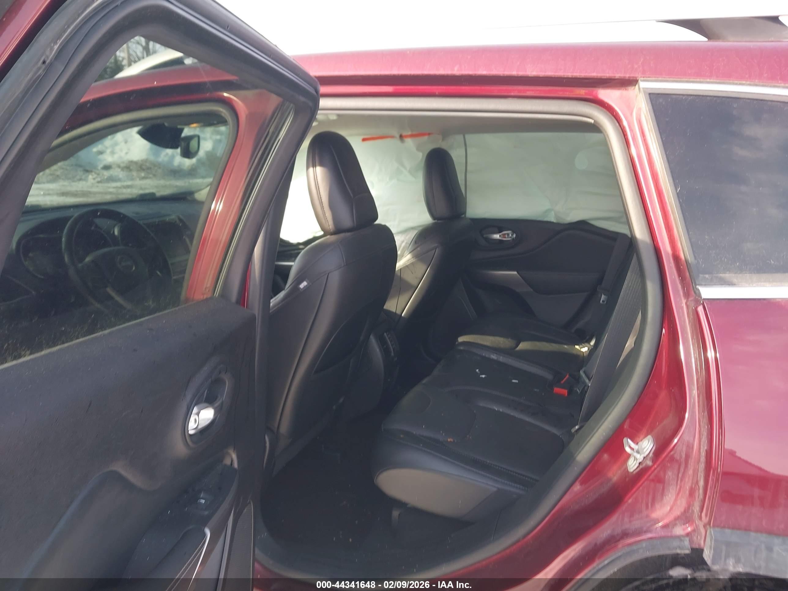 JEEP CHEROKEE image 8