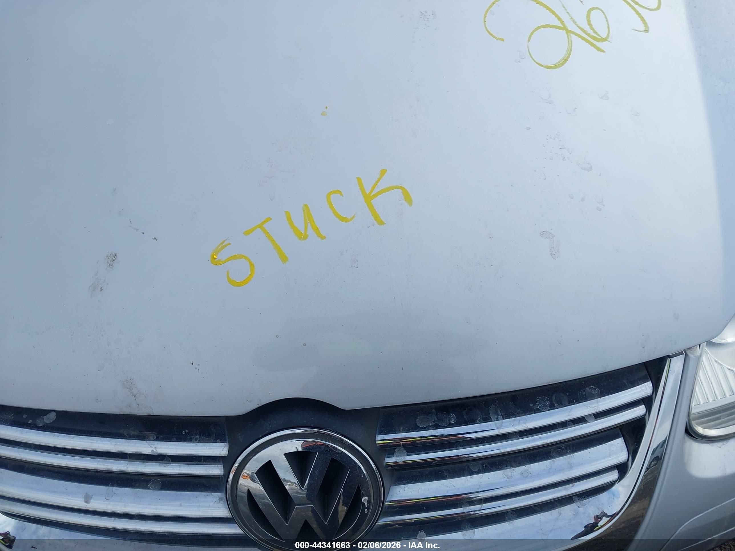 VOLKSWAGEN JETTA image 10