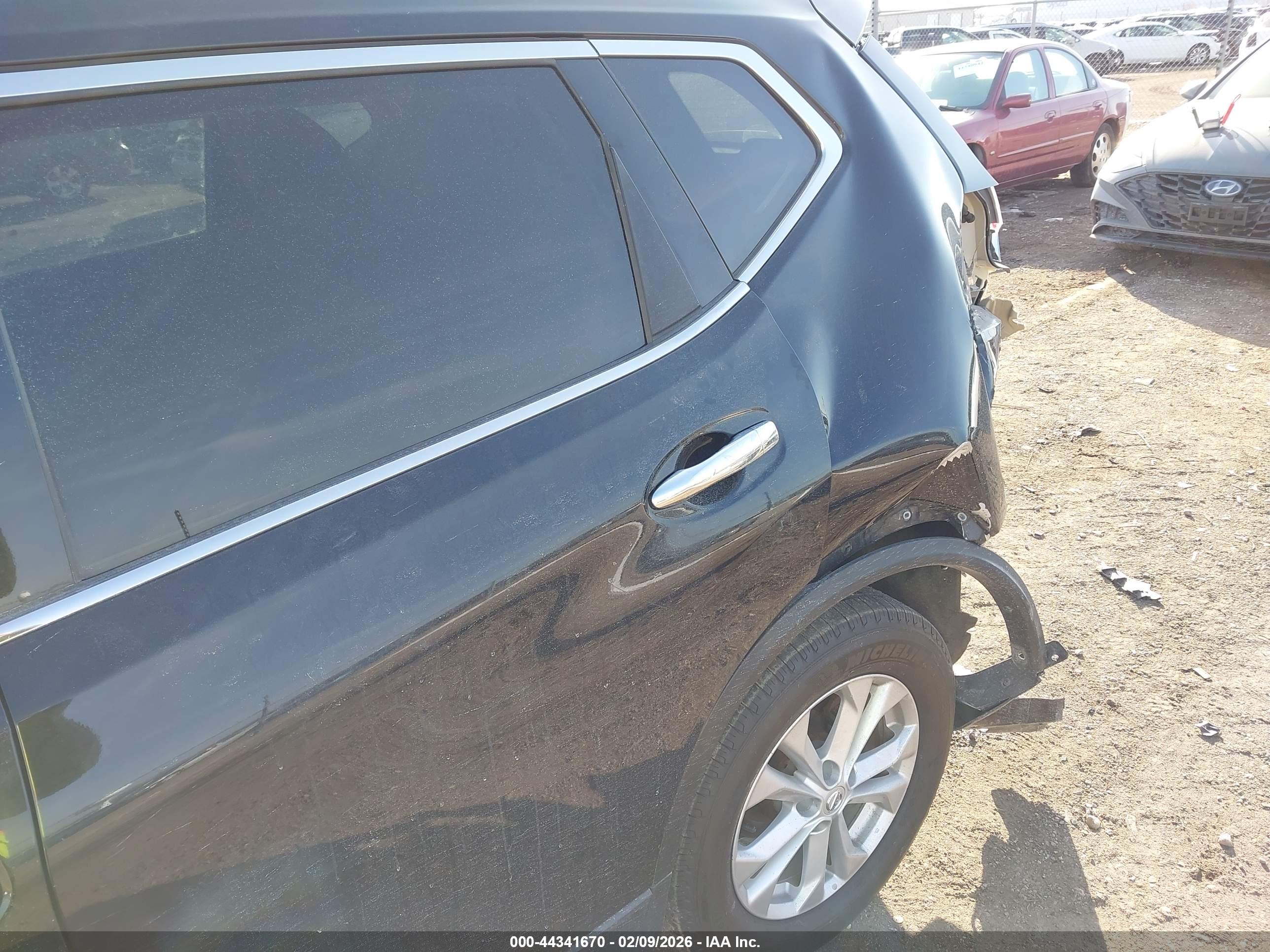 NISSAN ROGUE image 6