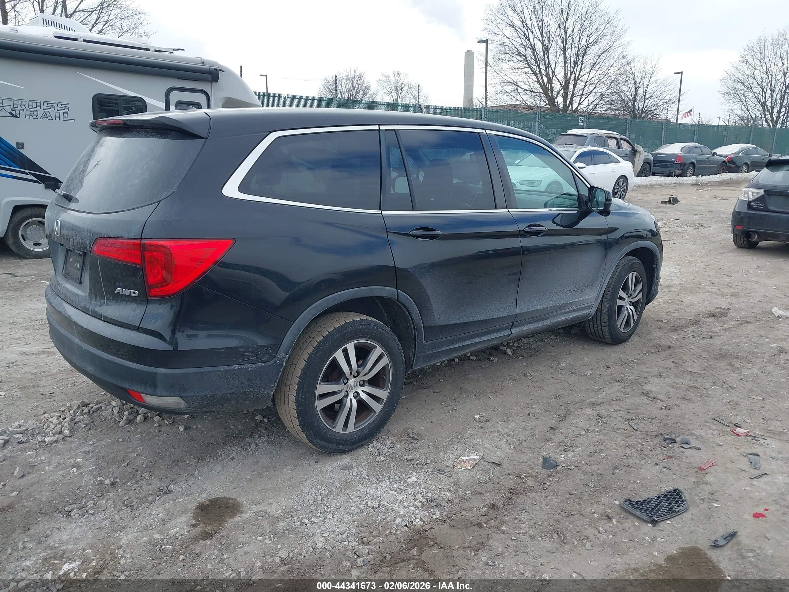 HONDA PILOT image 4
