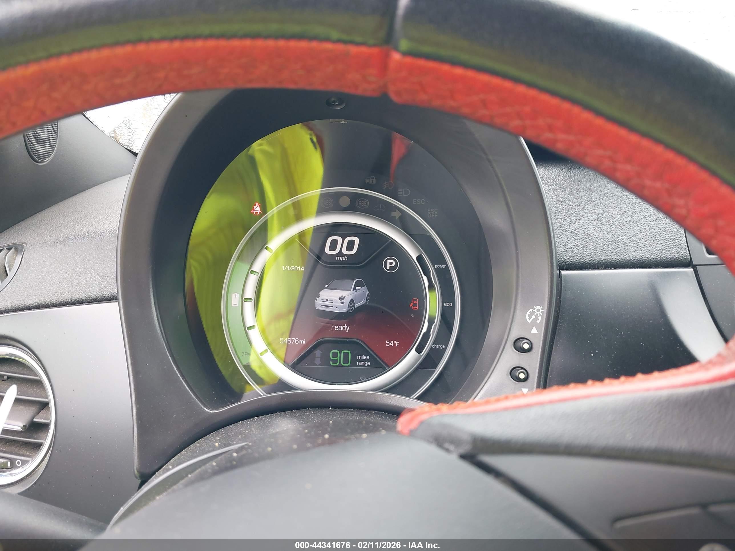 FIAT 500E image 7