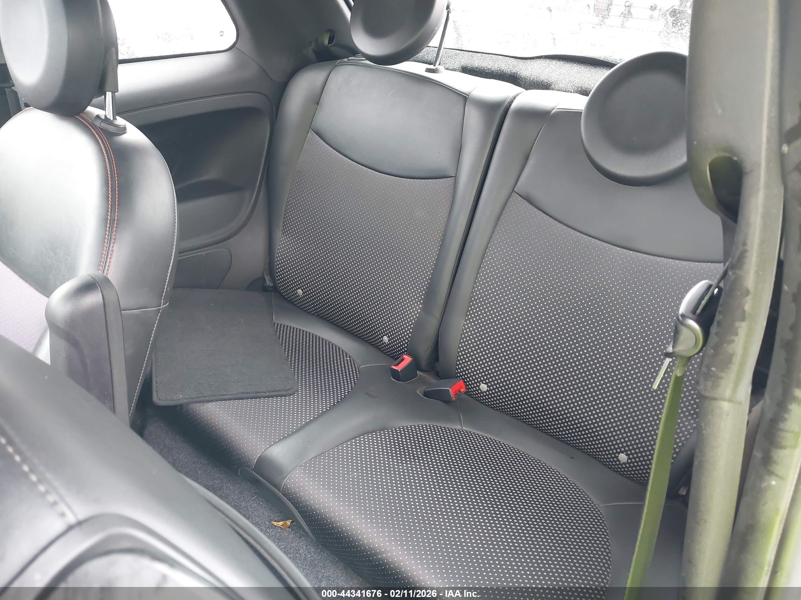 FIAT 500E image 8