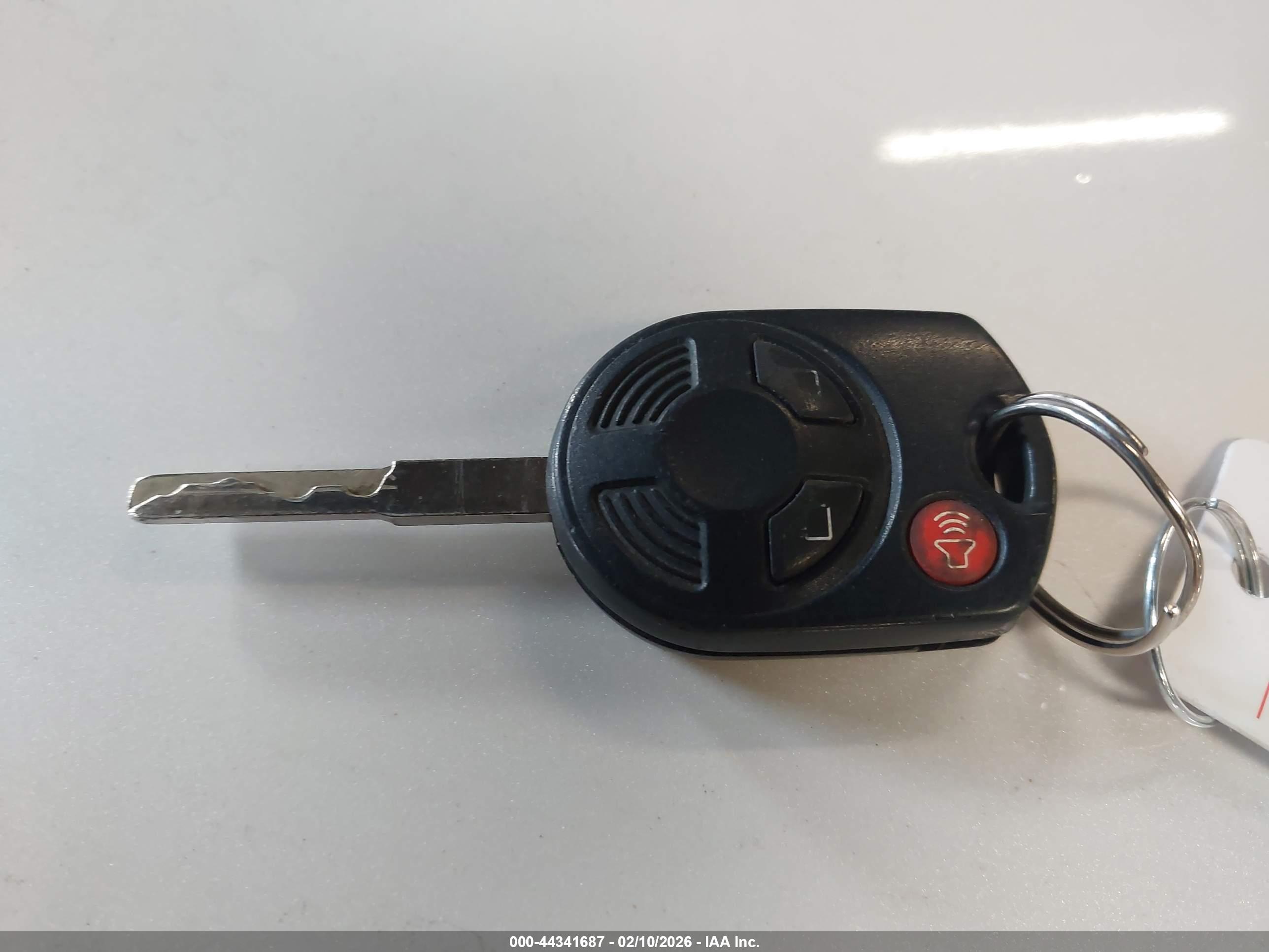 FORD ESCAPE image 11