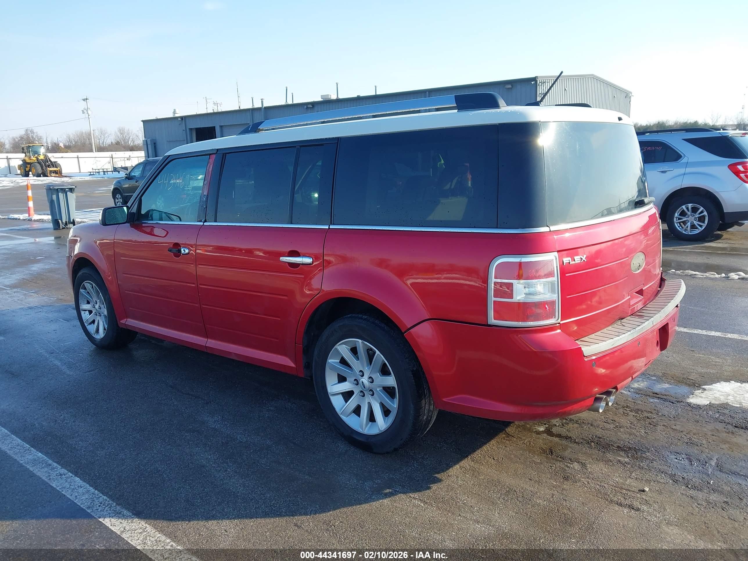 FORD FLEX image 3