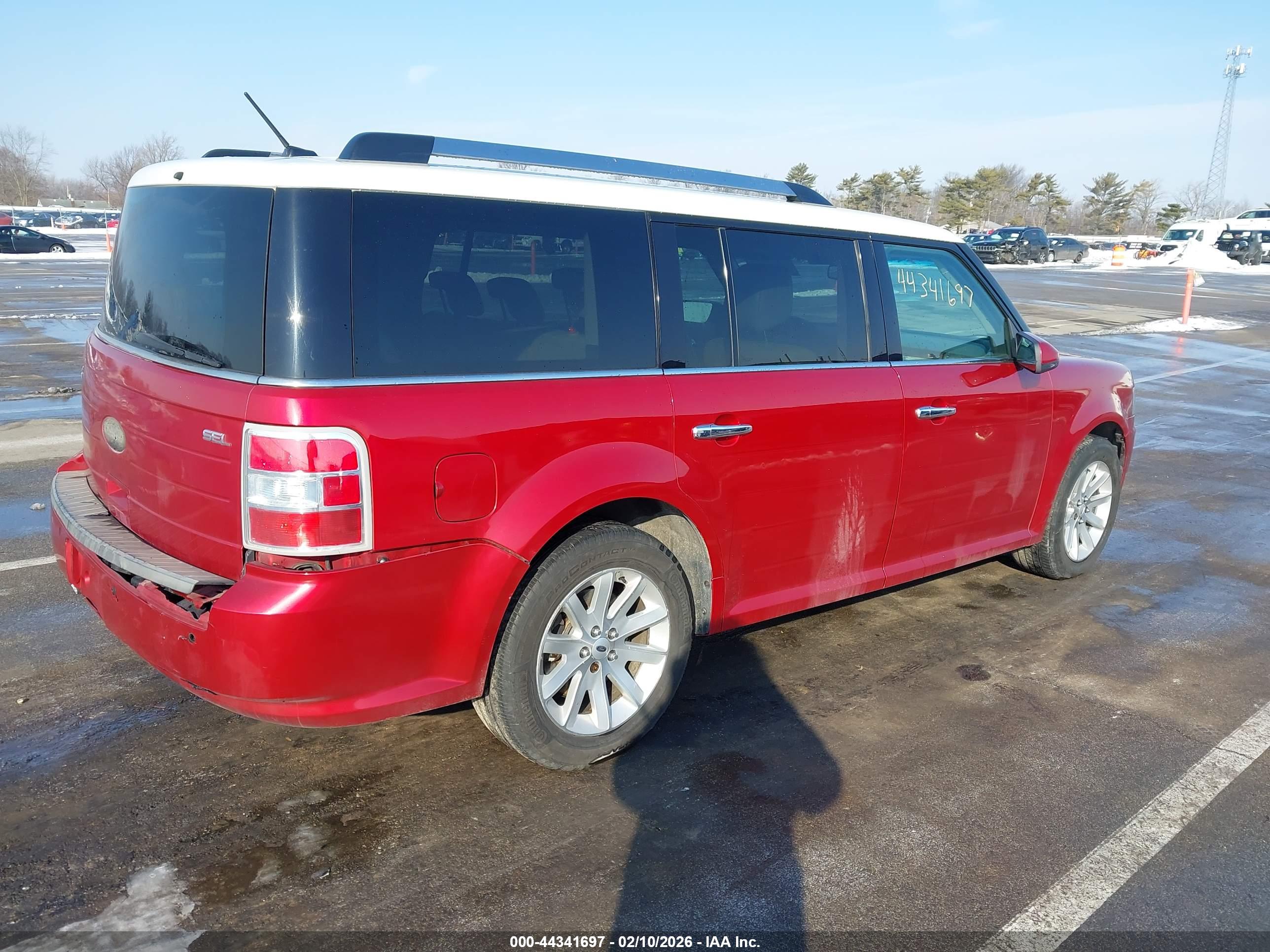 FORD FLEX image 4