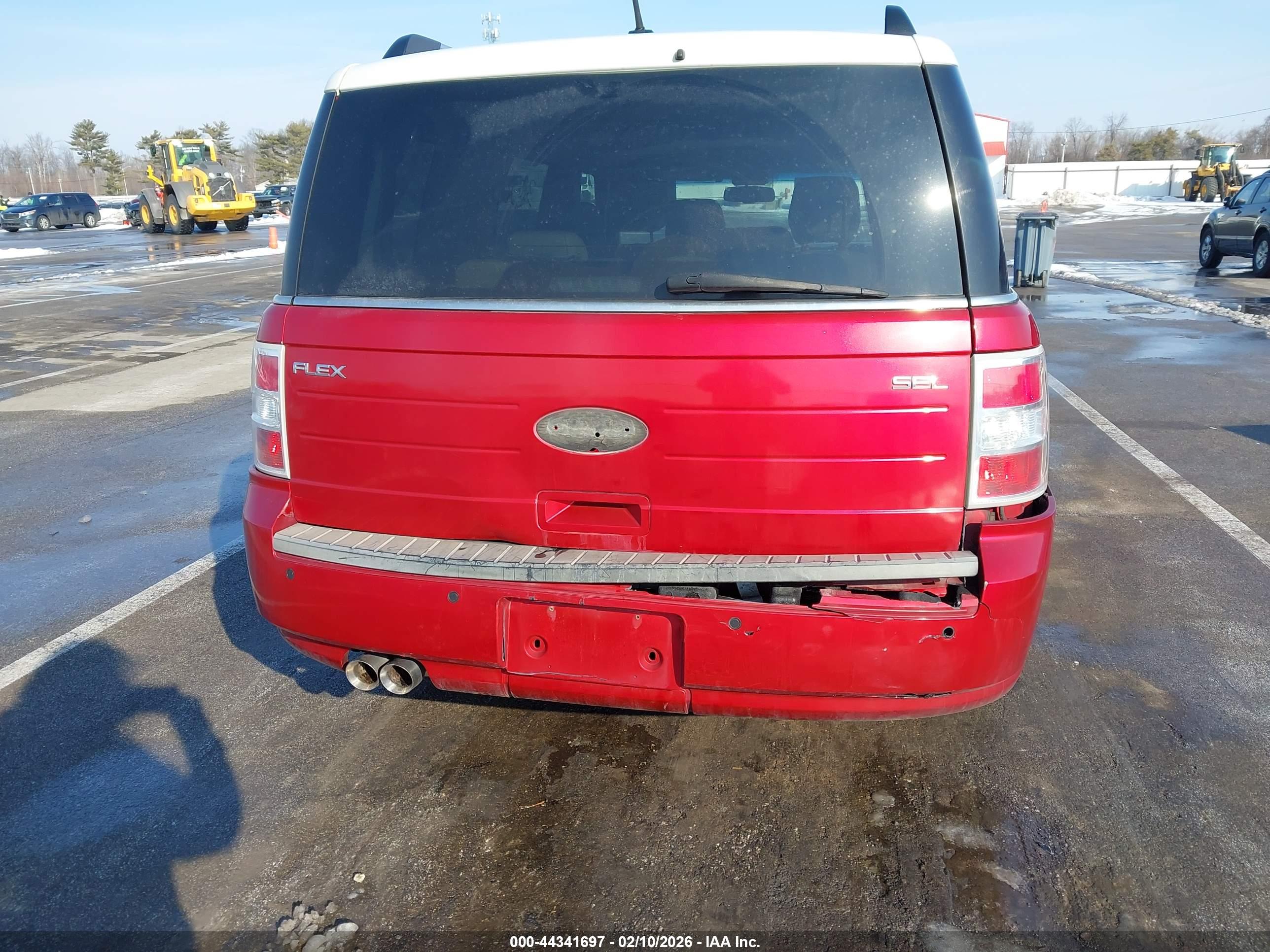 FORD FLEX image 6