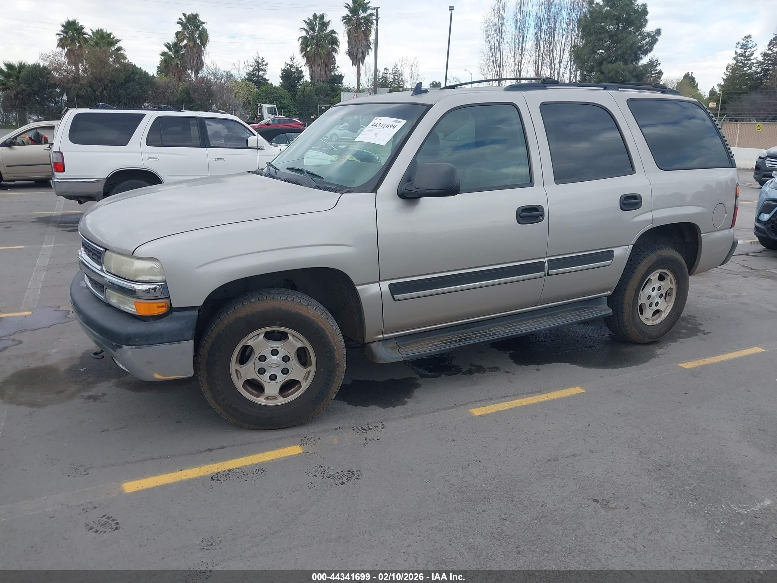 CHEVROLET TAHOE image 2