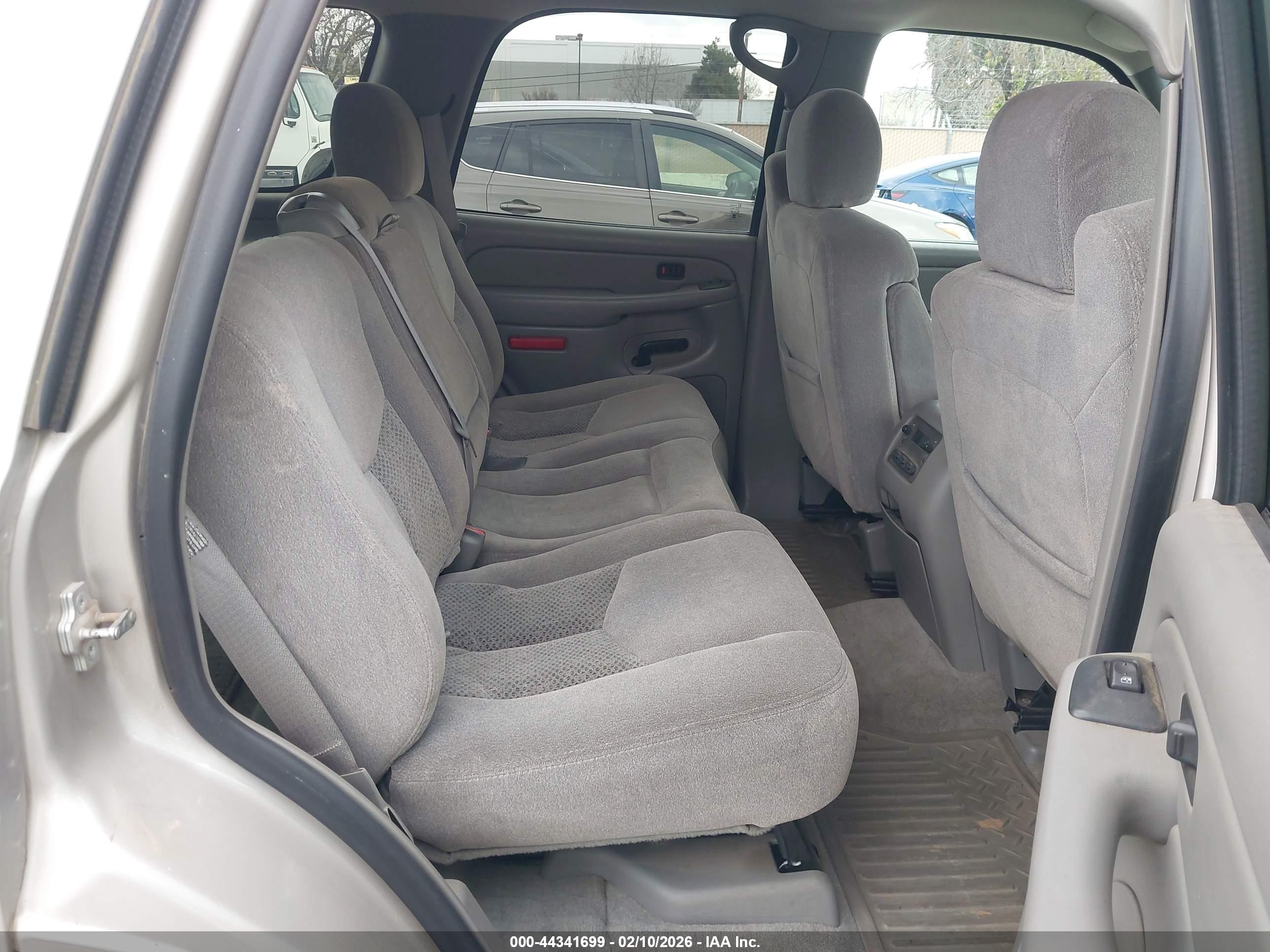 CHEVROLET TAHOE image 8