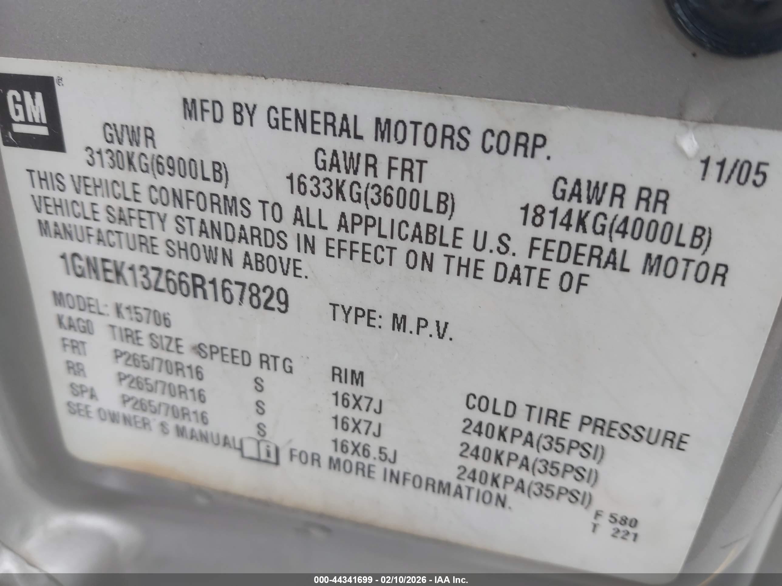 CHEVROLET TAHOE image 9