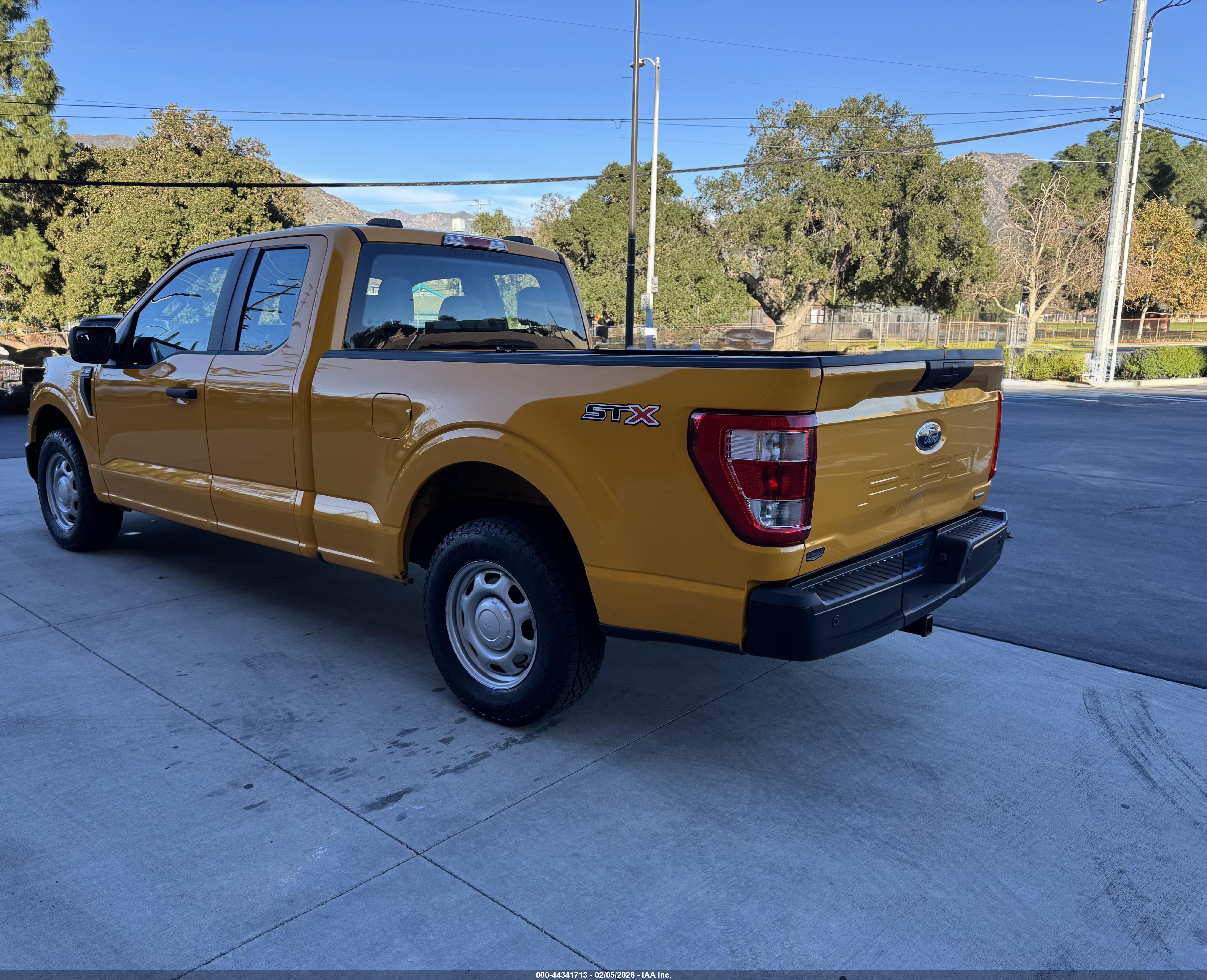 FORD F-150 image 3