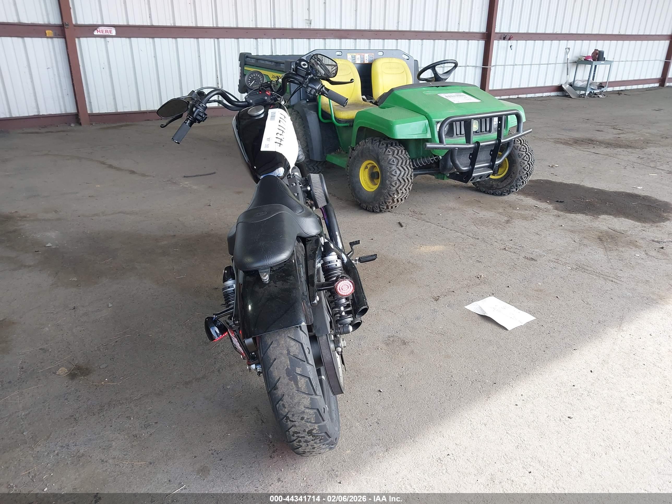HARLEY-DAVIDSON XL883 image 6