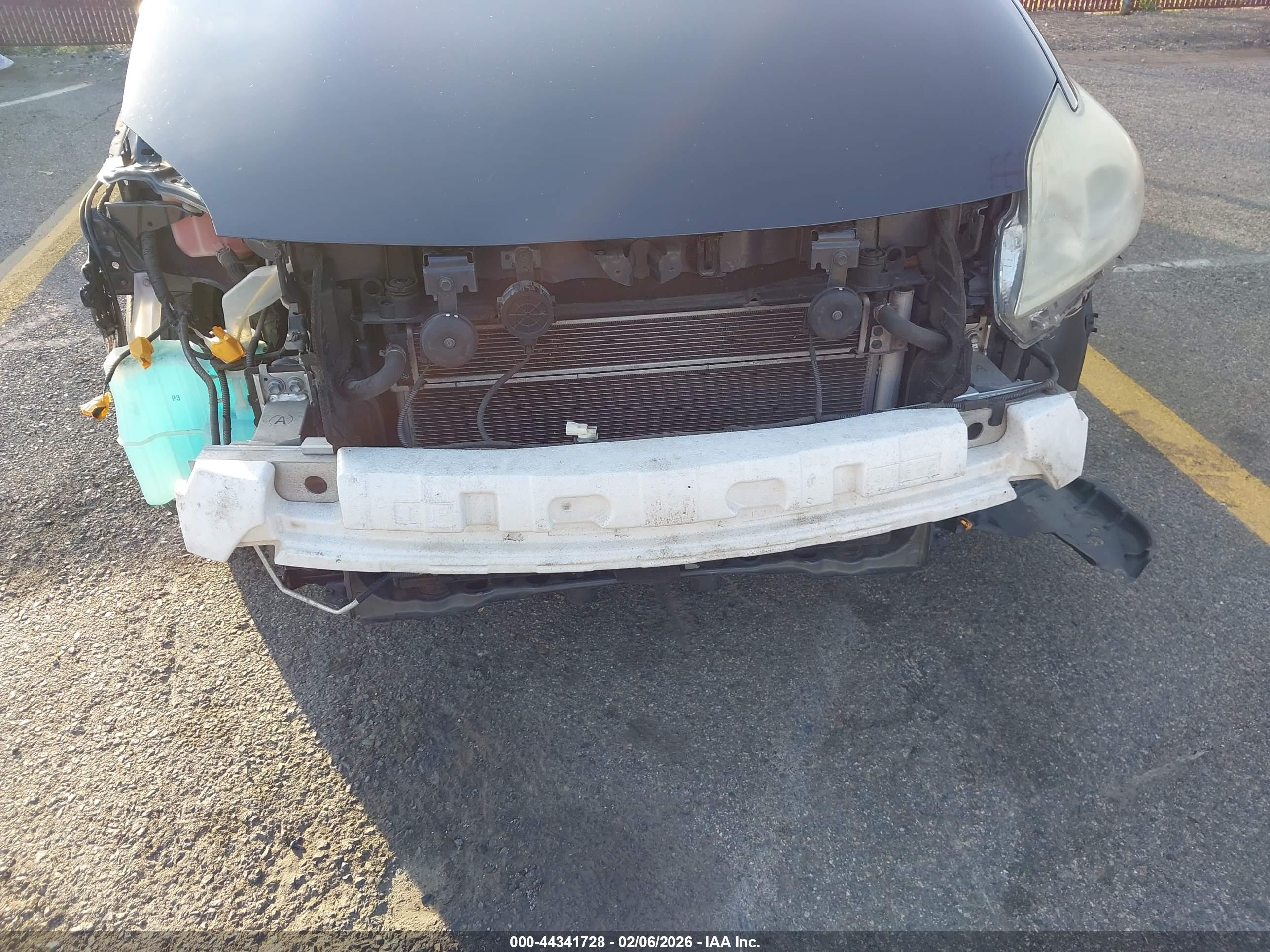 TOYOTA PRIUS image 6