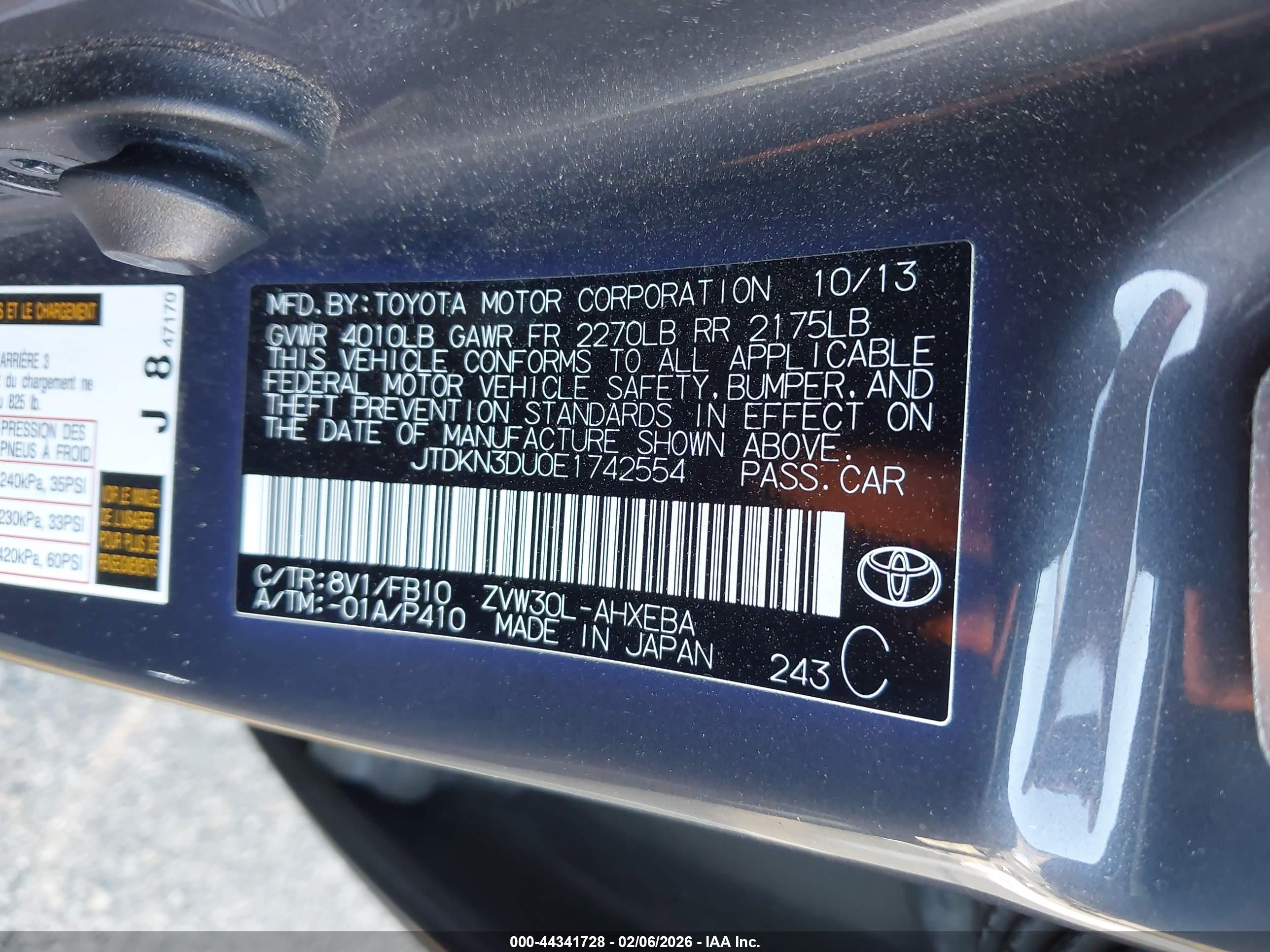 TOYOTA PRIUS image 9