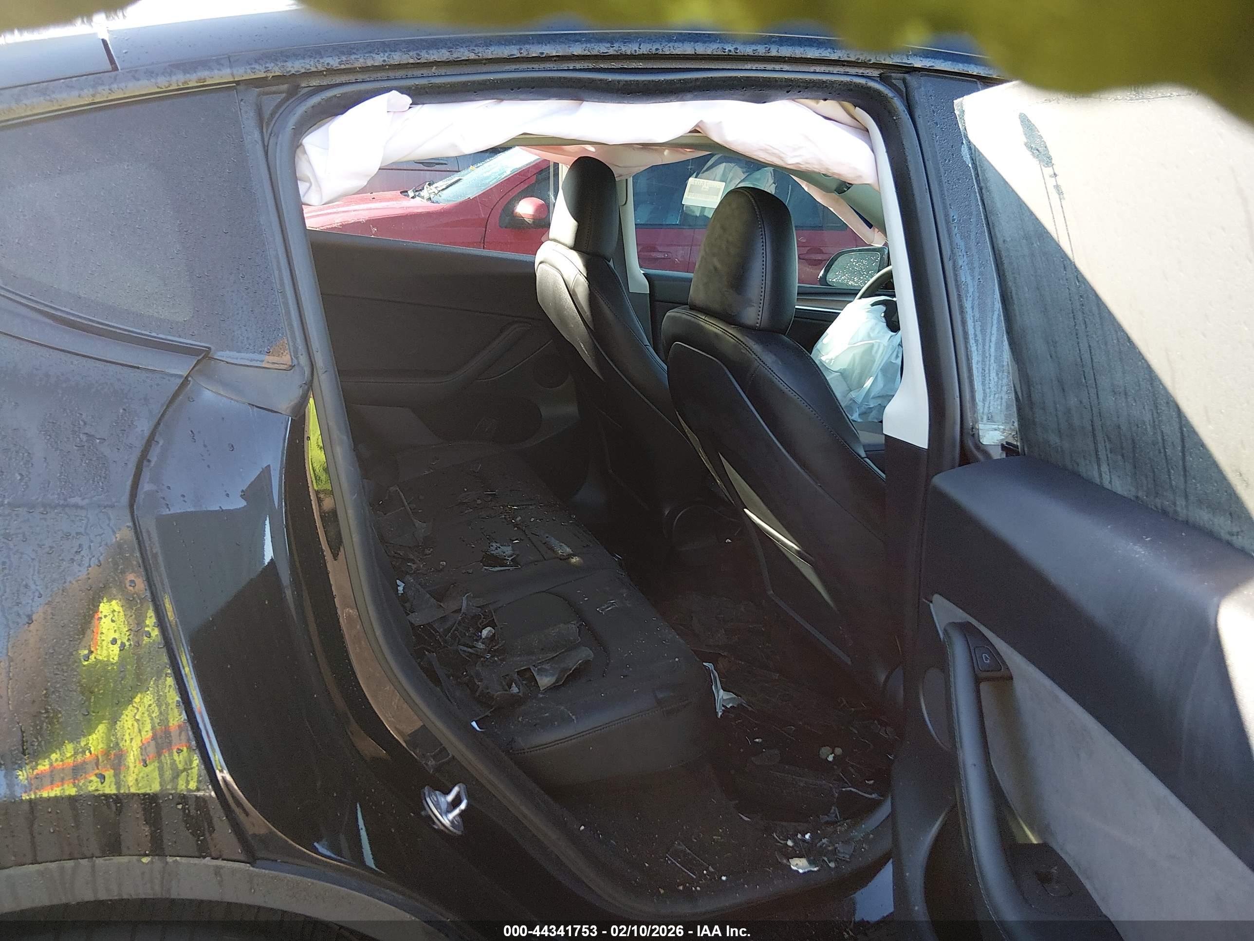 TESLA MODEL image 8