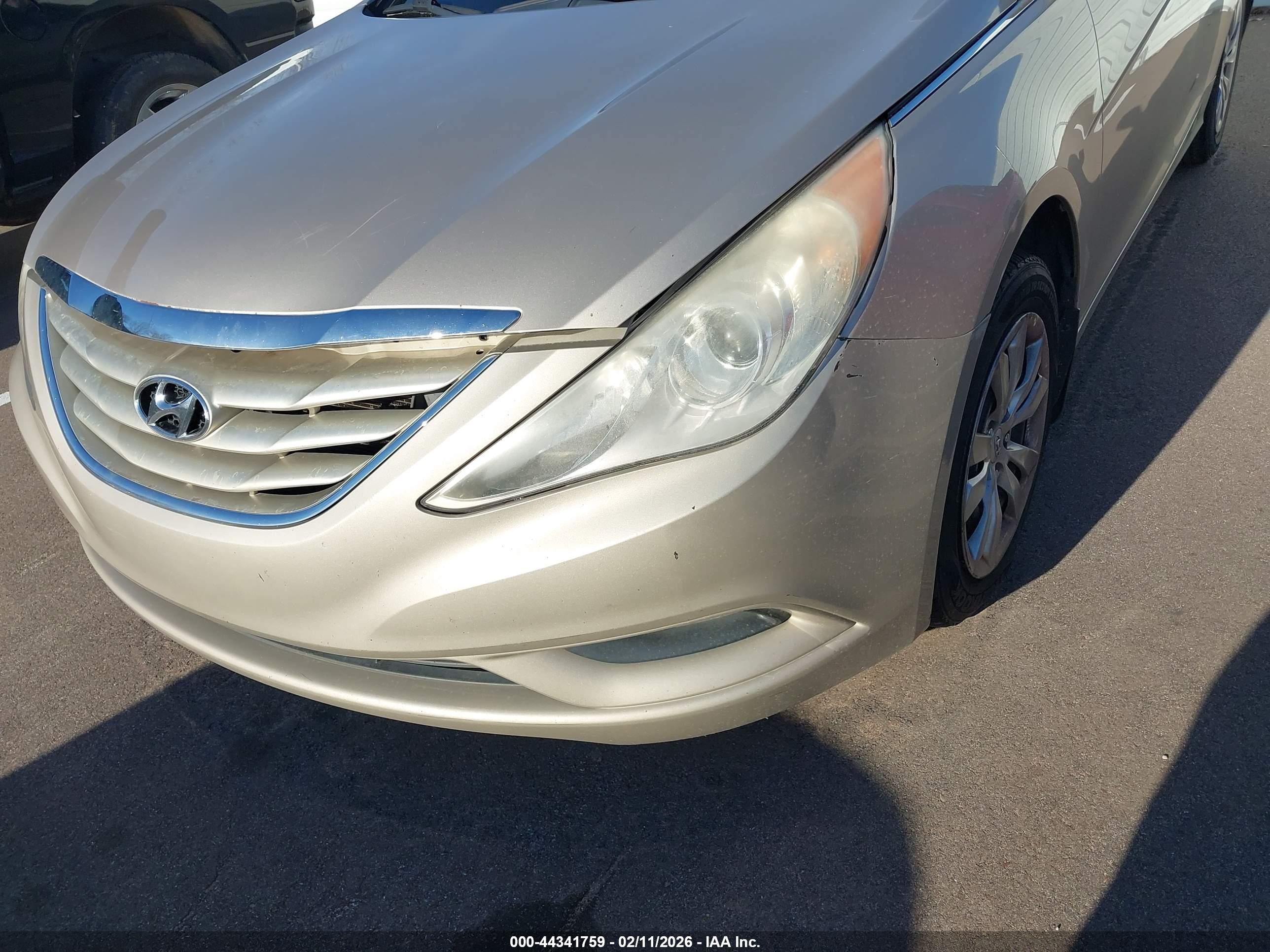 HYUNDAI SONATA image 6