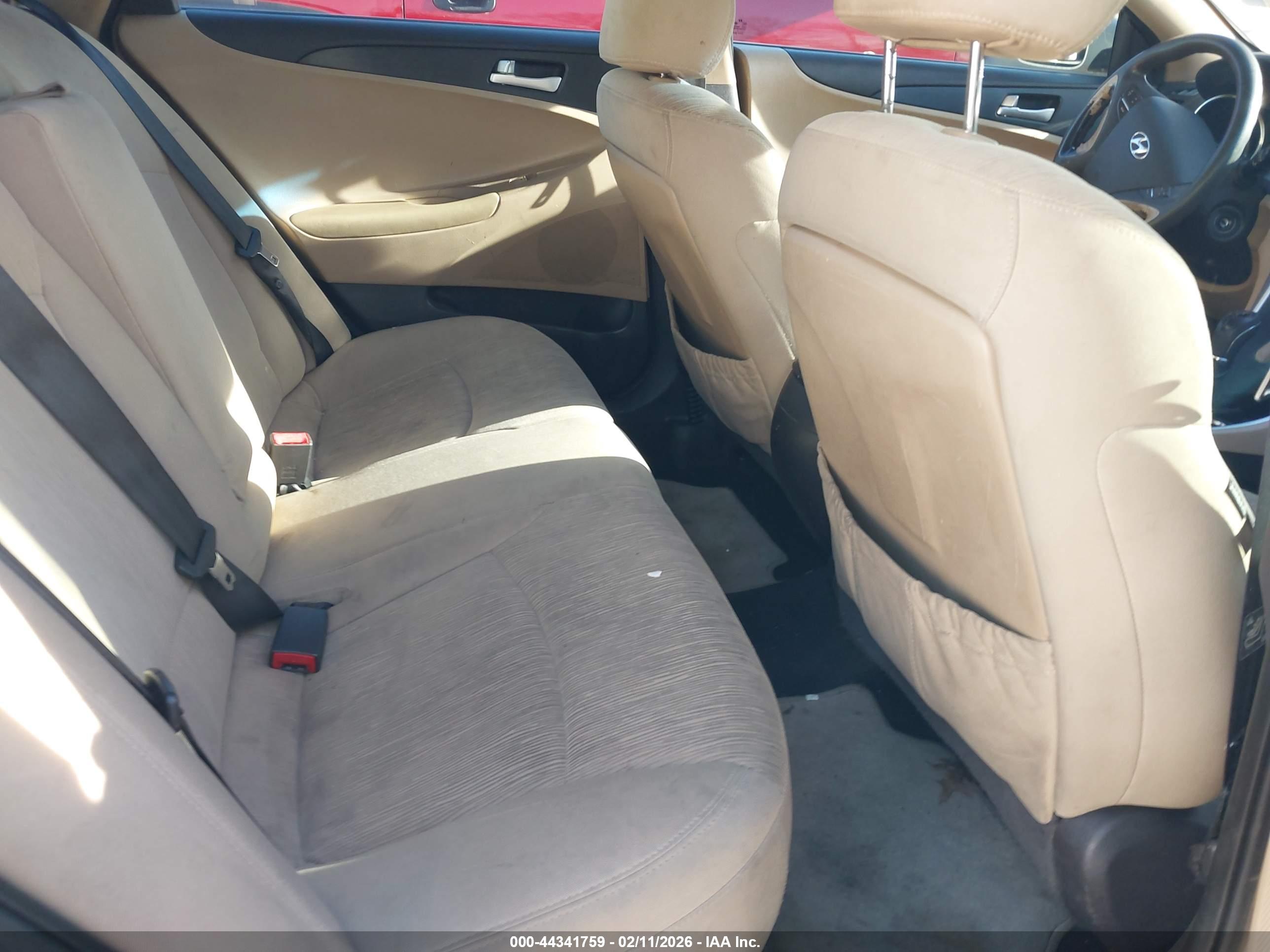 HYUNDAI SONATA image 8