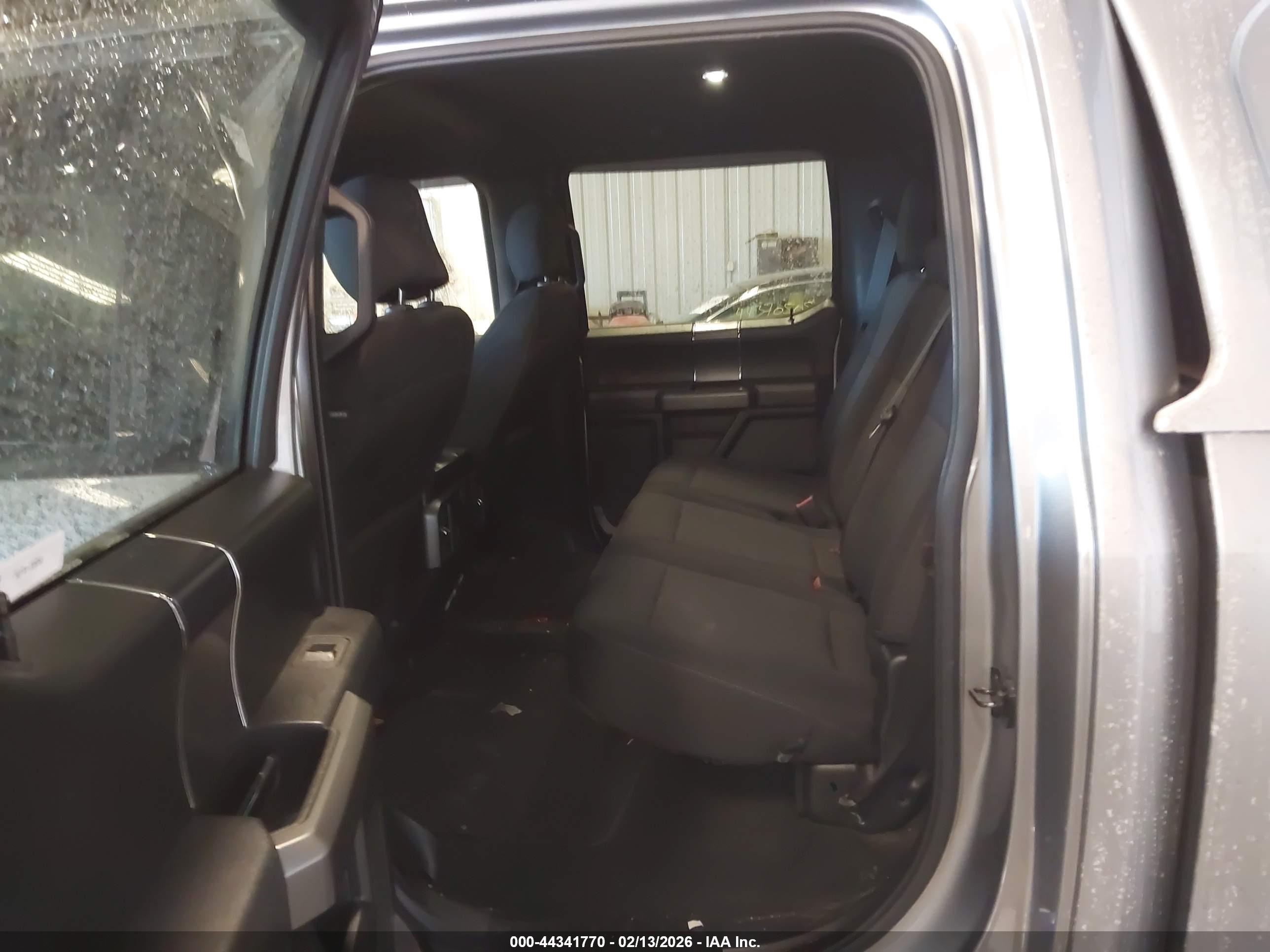 FORD F-150 image 8