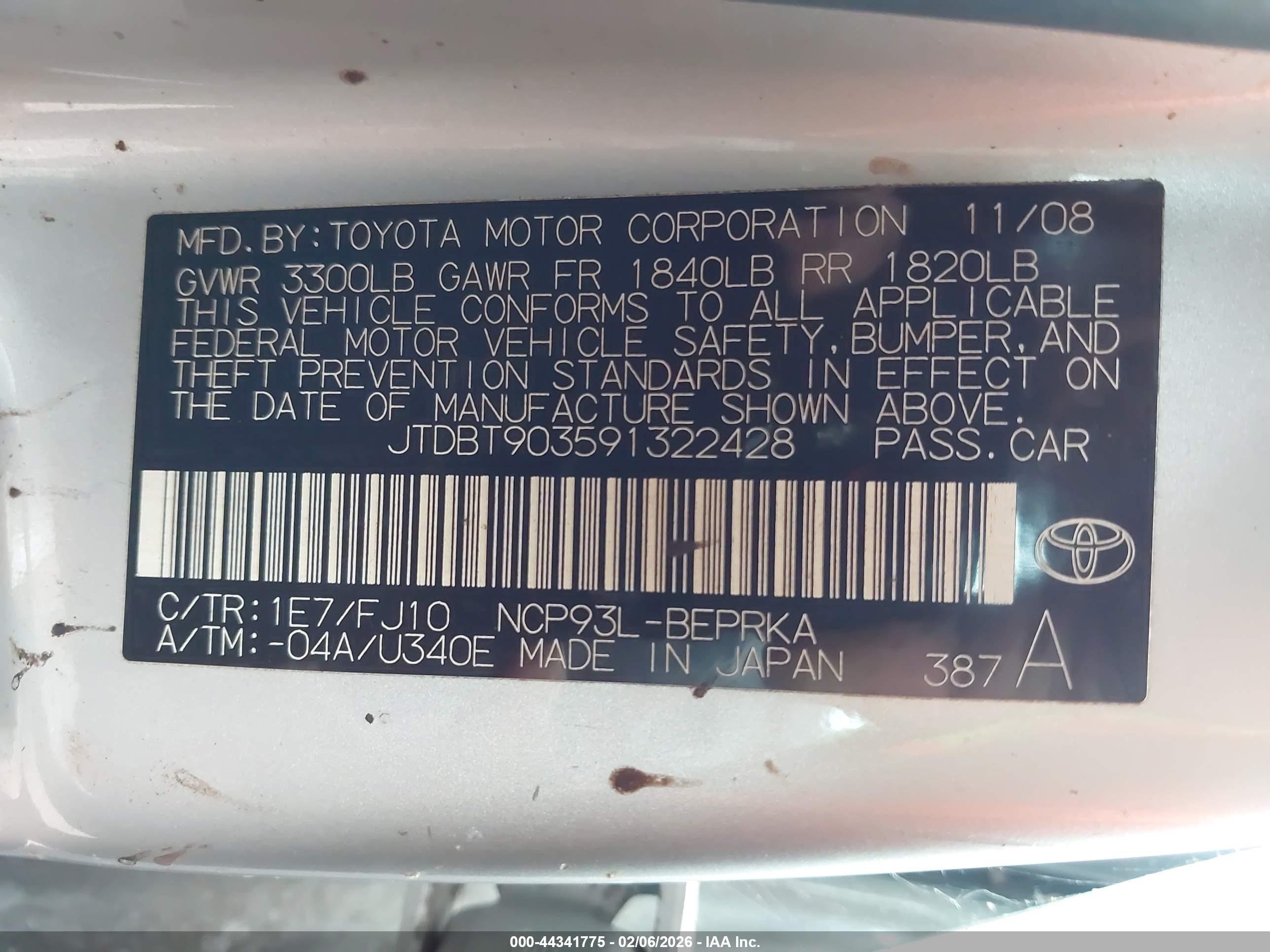 TOYOTA YARIS image 9