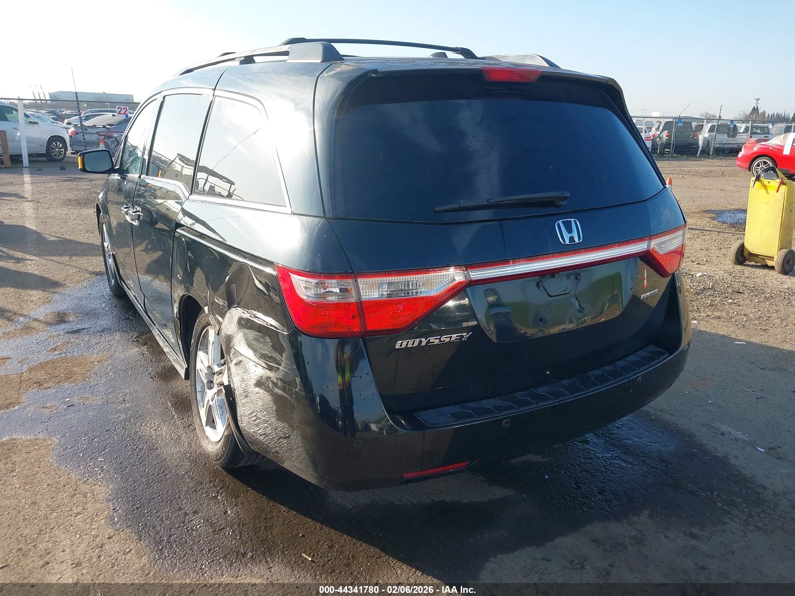 HONDA ODYSSEY image 3