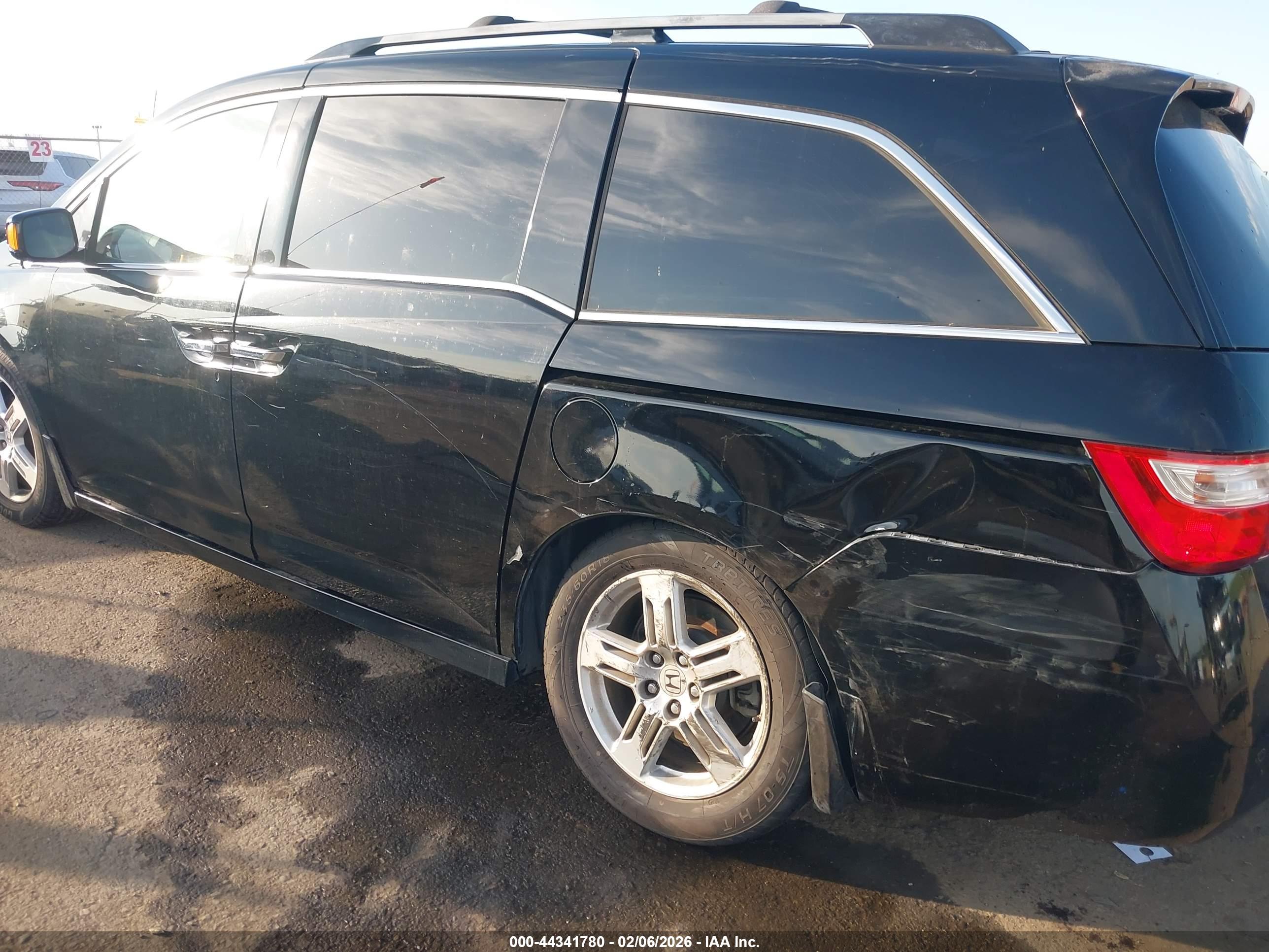 HONDA ODYSSEY image 6