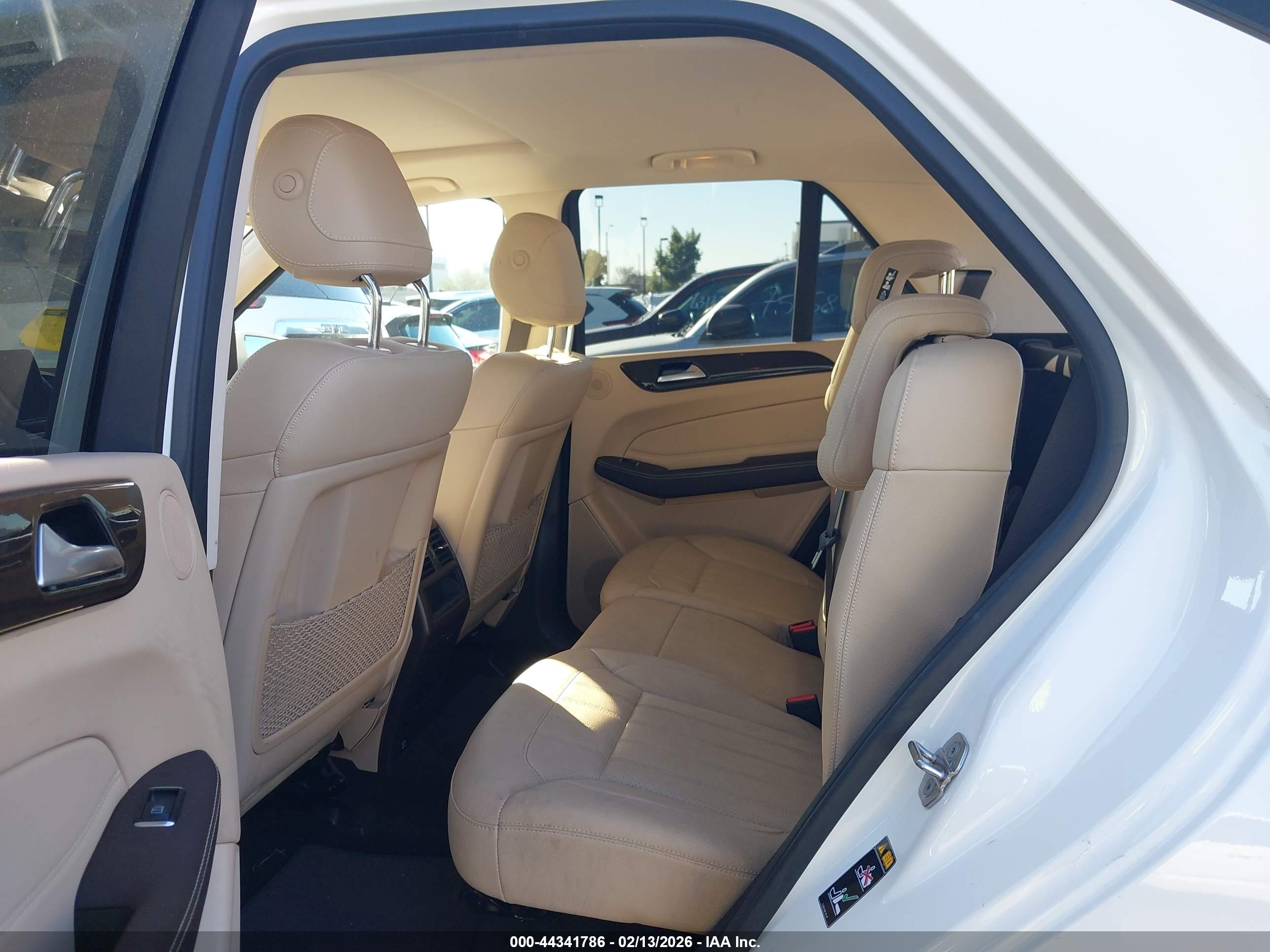 MERCEDES-BENZ GLE image 8