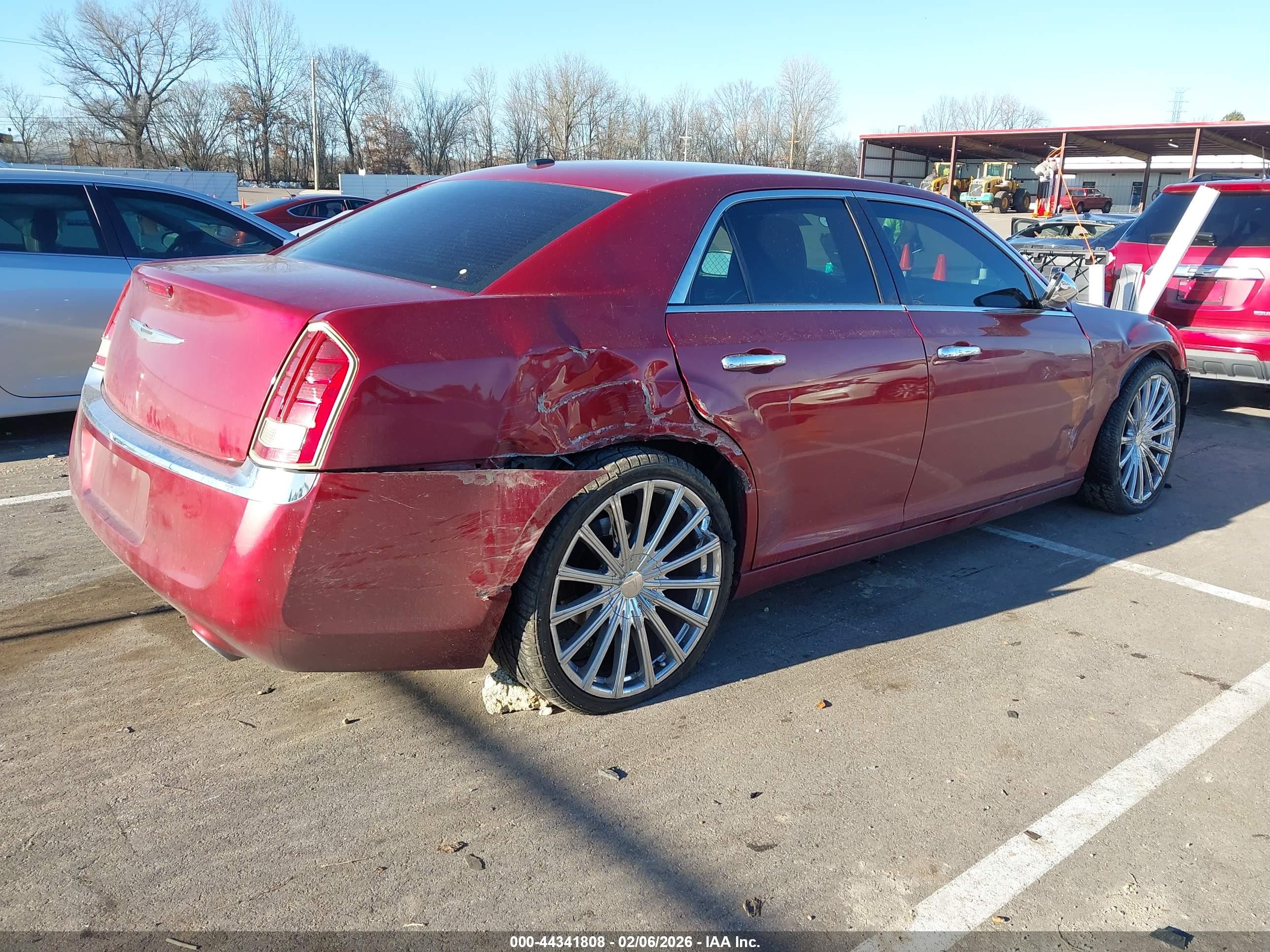 CHRYSLER 300 image 4