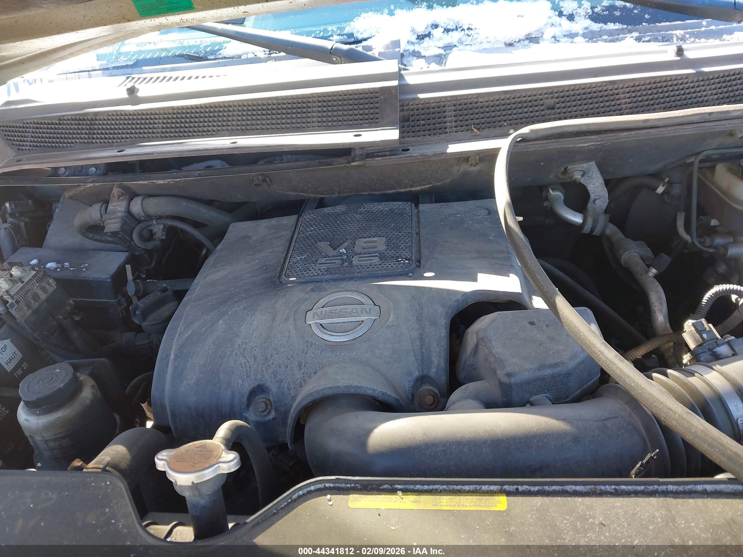 NISSAN TITAN image 10