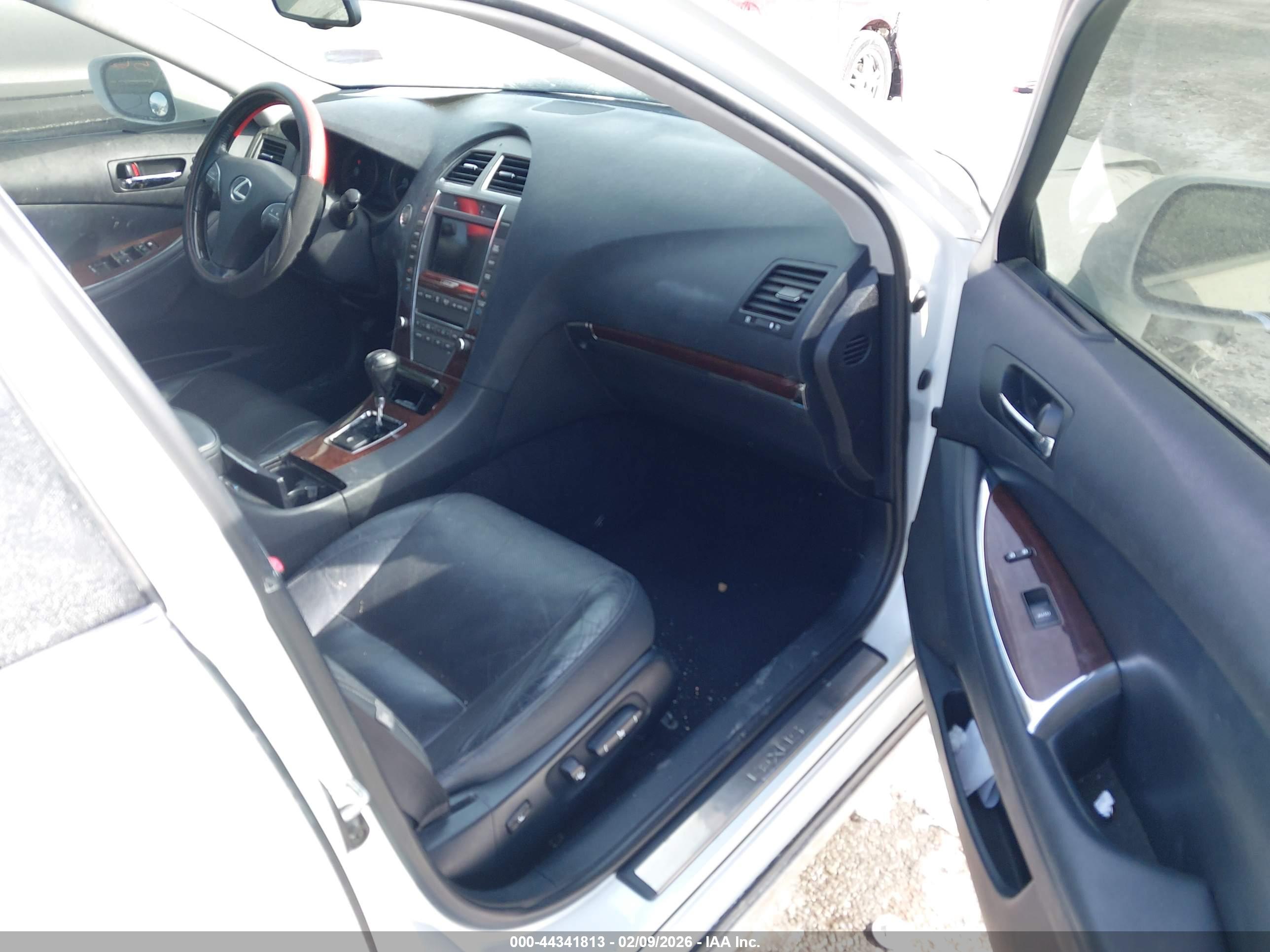 LEXUS ES image 5