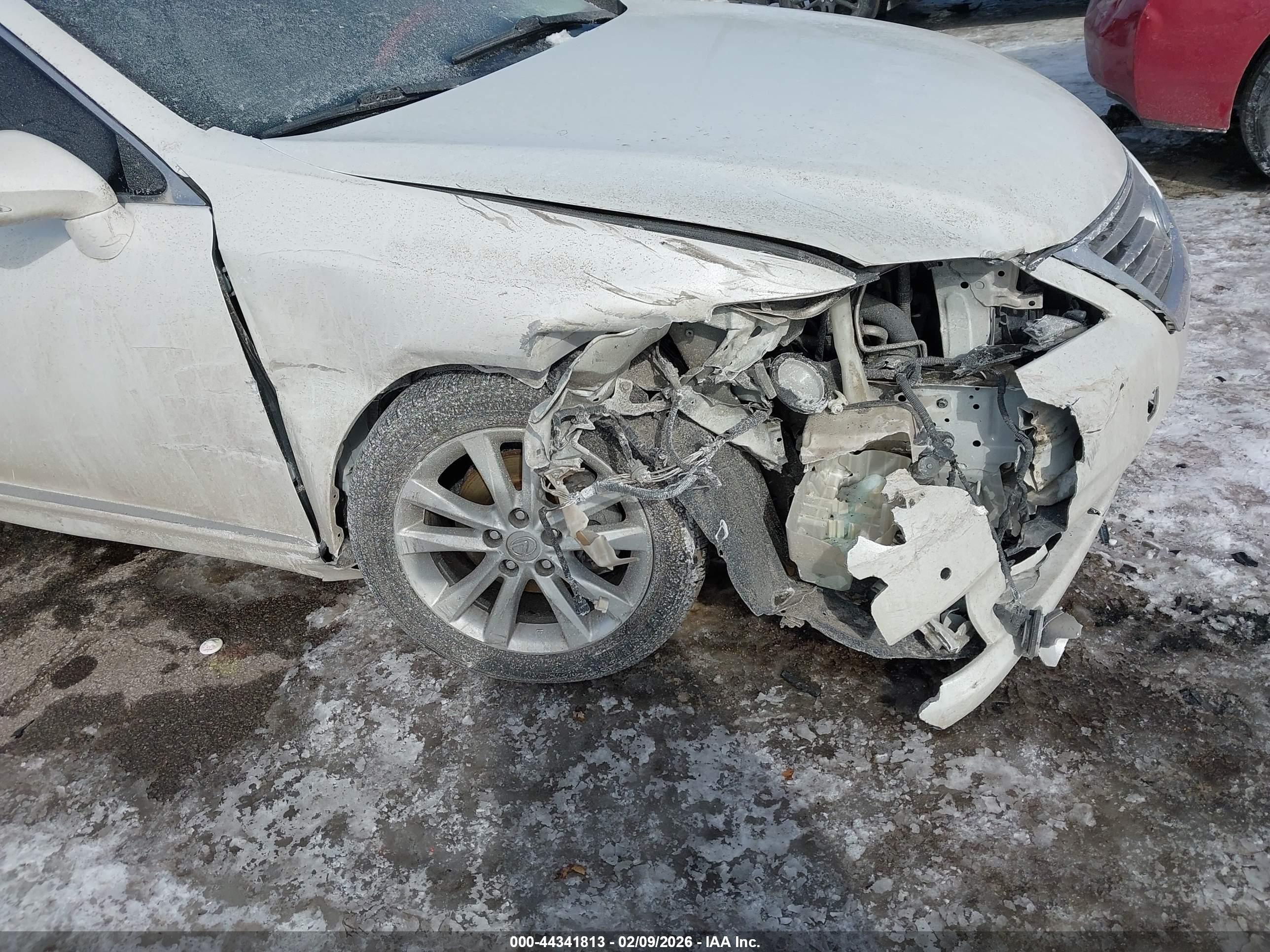 LEXUS ES image 6
