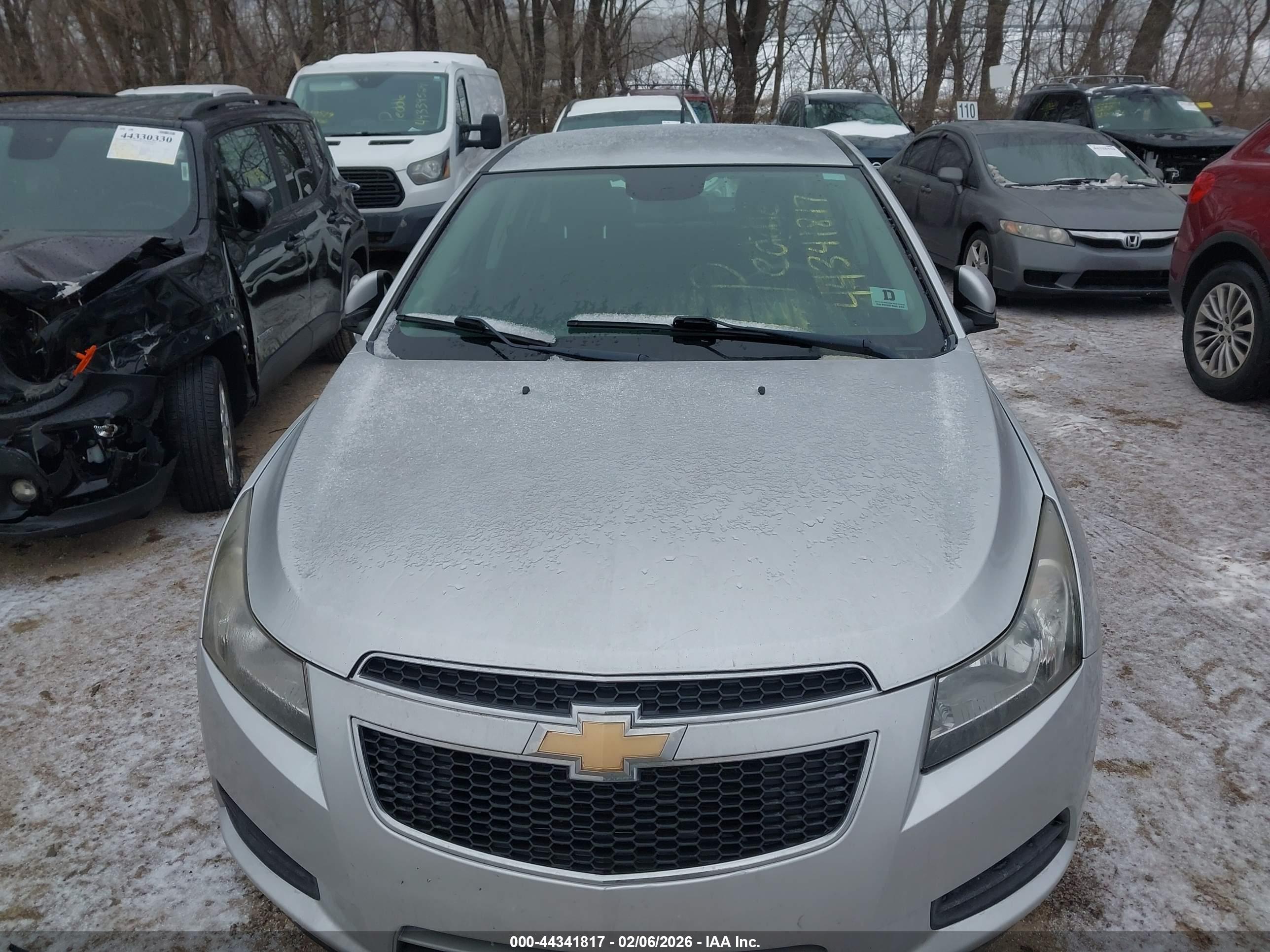CHEVROLET CRUZE image 6