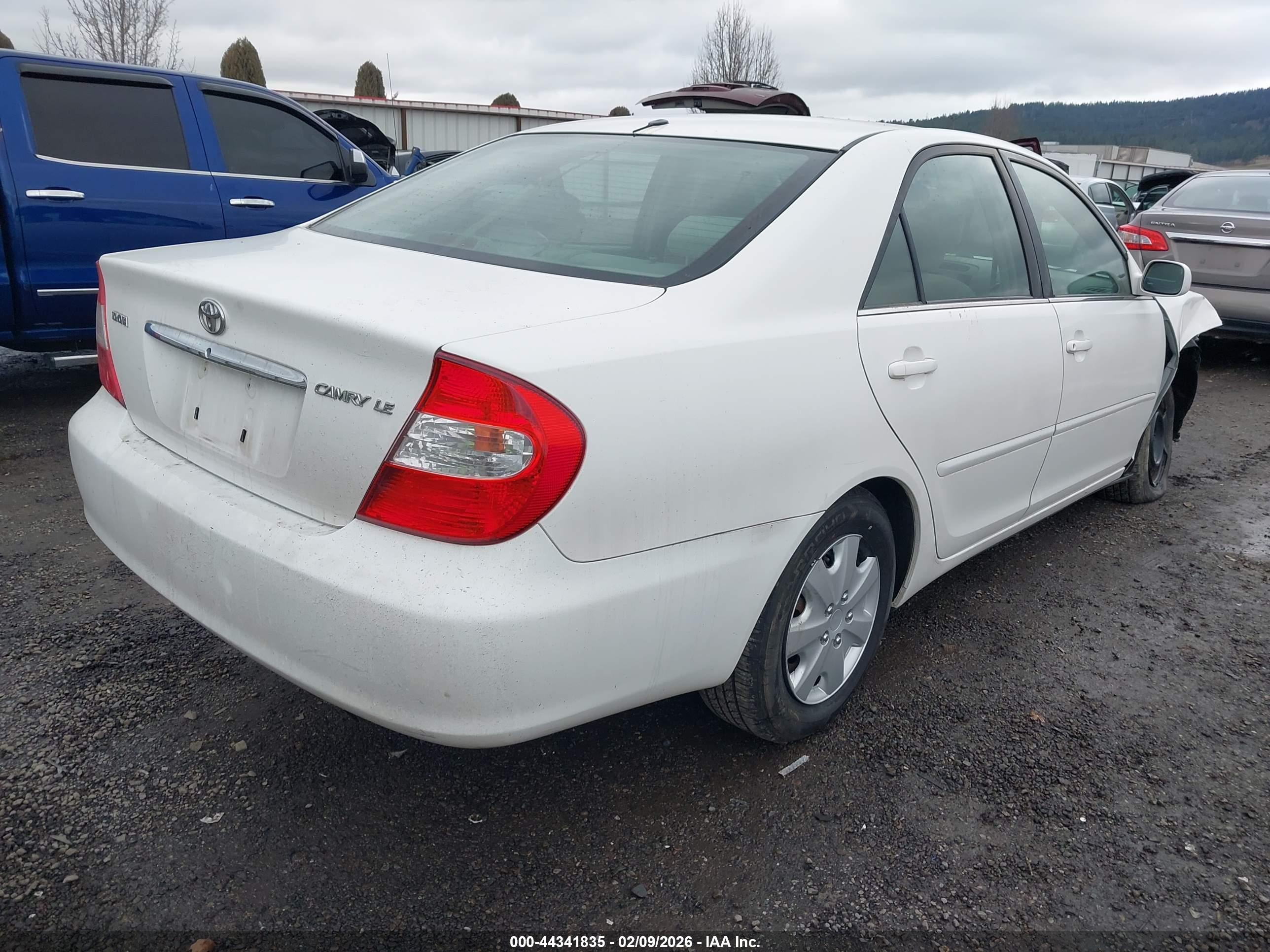 TOYOTA CAMRY image 4