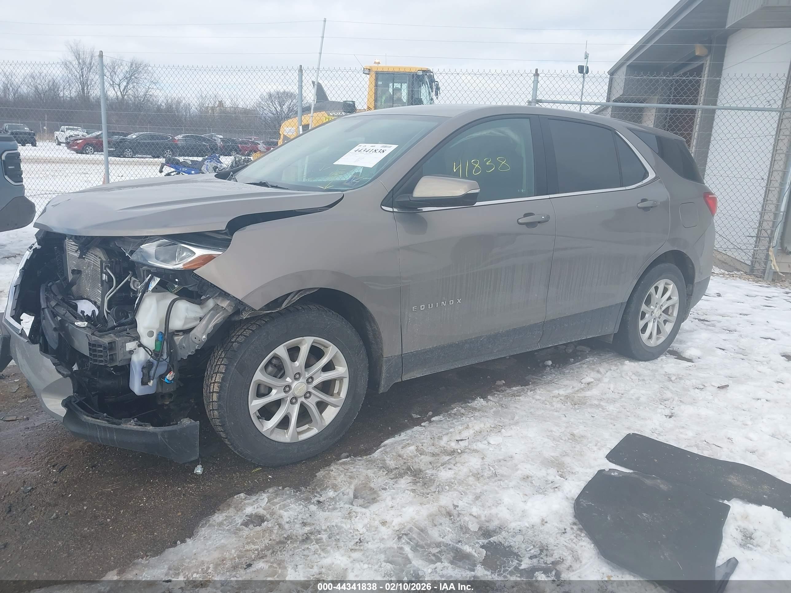 CHEVROLET EQUINOX image 2
