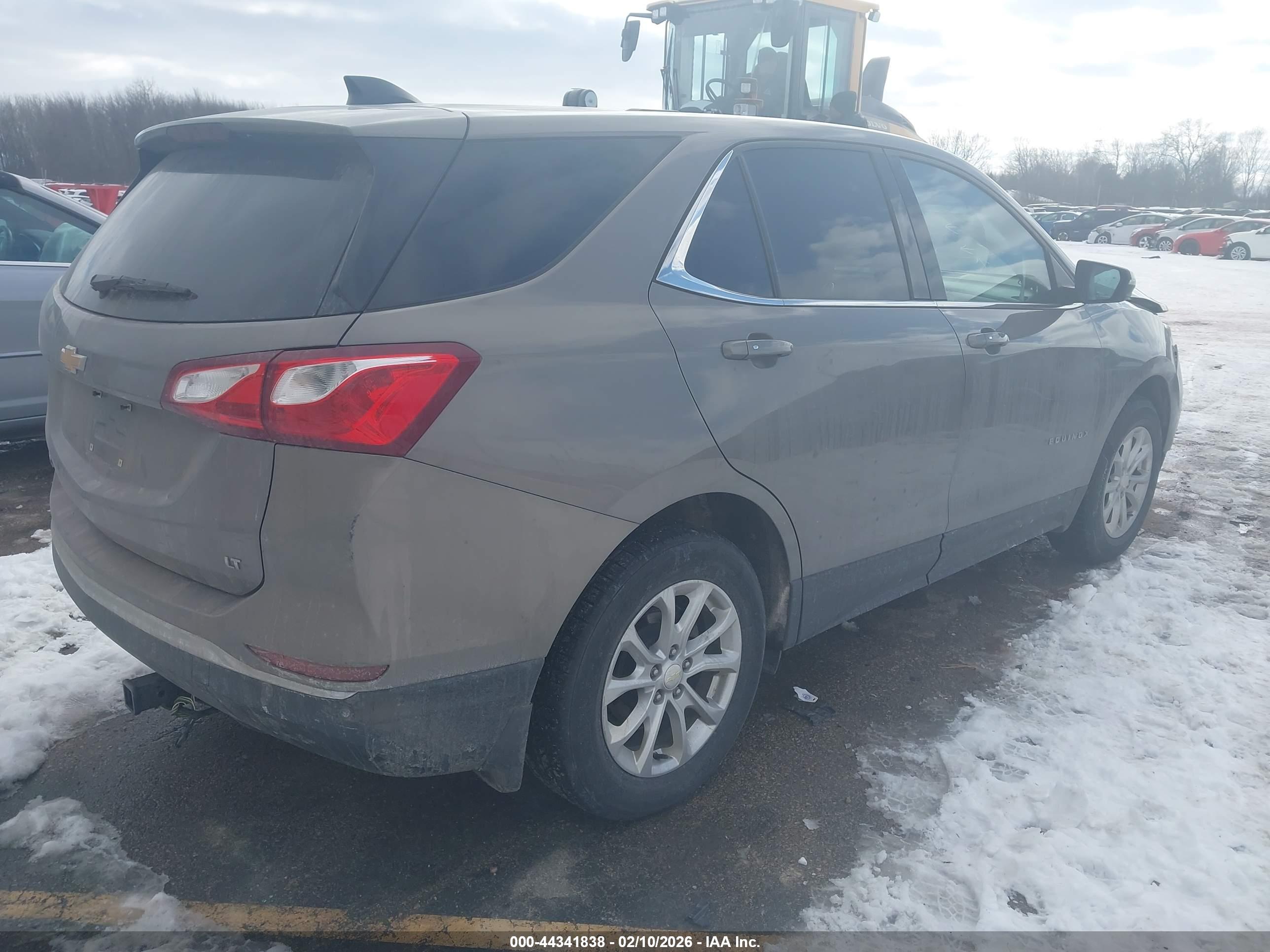 CHEVROLET EQUINOX image 4