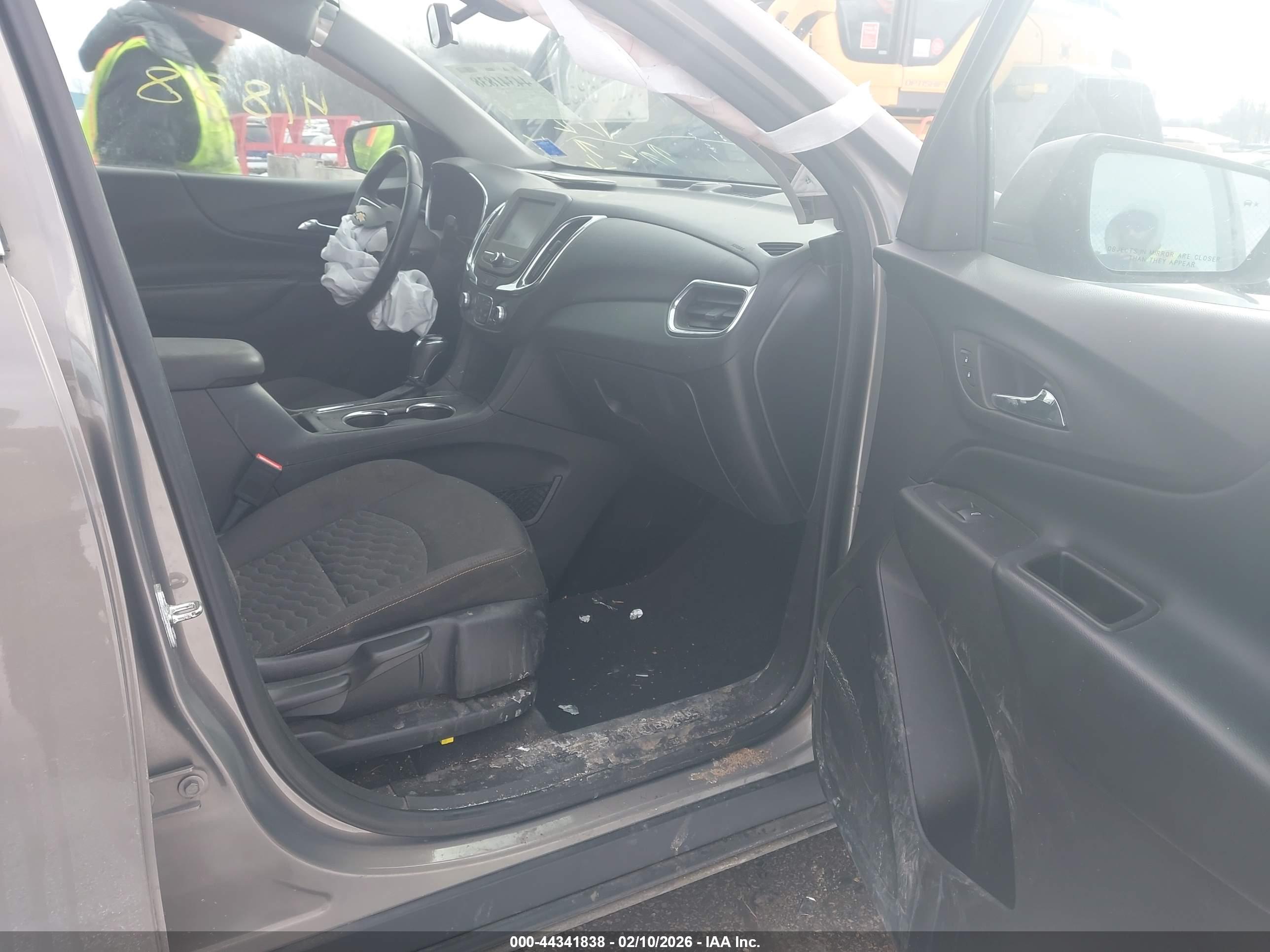 CHEVROLET EQUINOX image 5