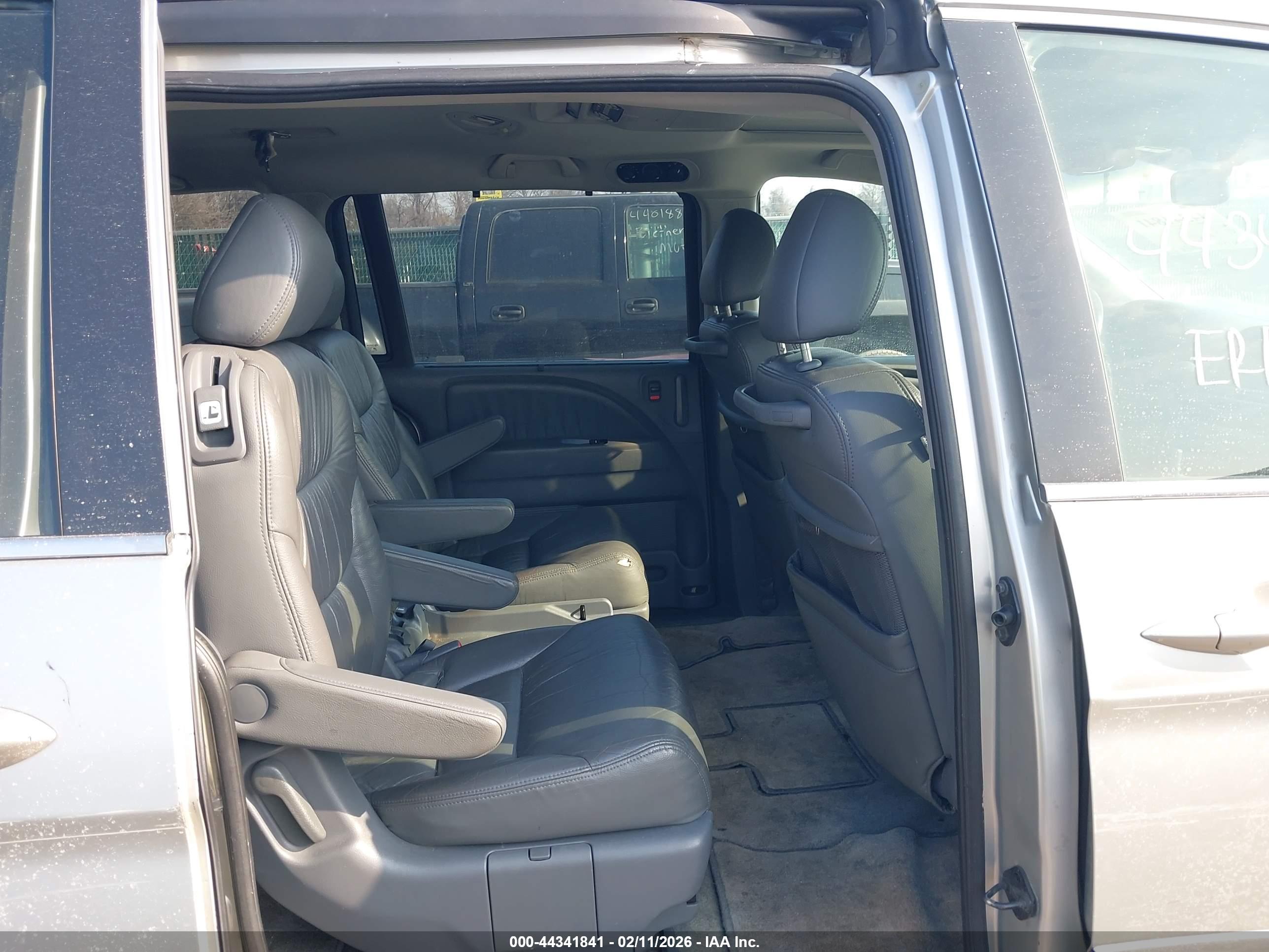 HONDA ODYSSEY image 8