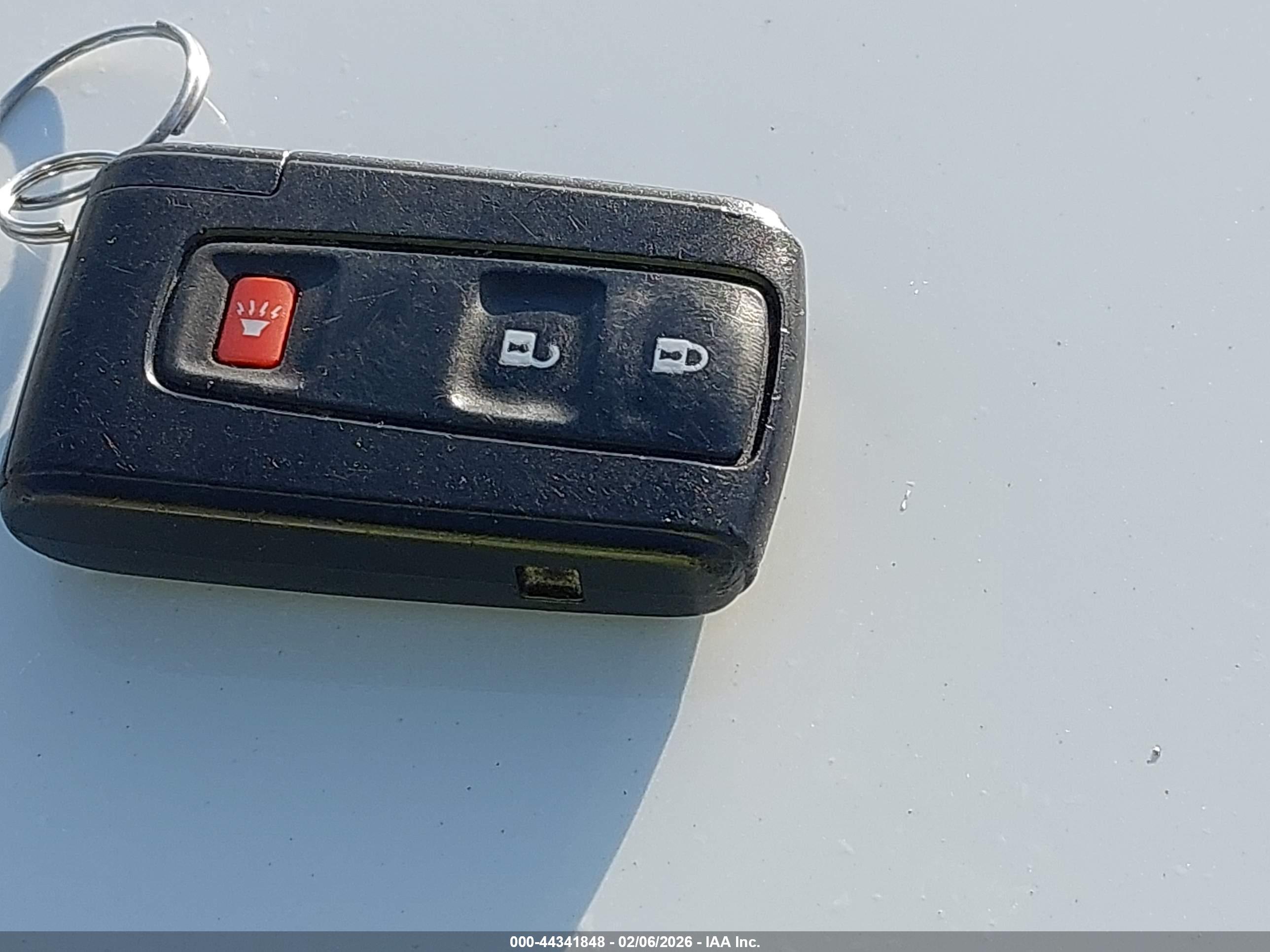 TOYOTA PRIUS image 11