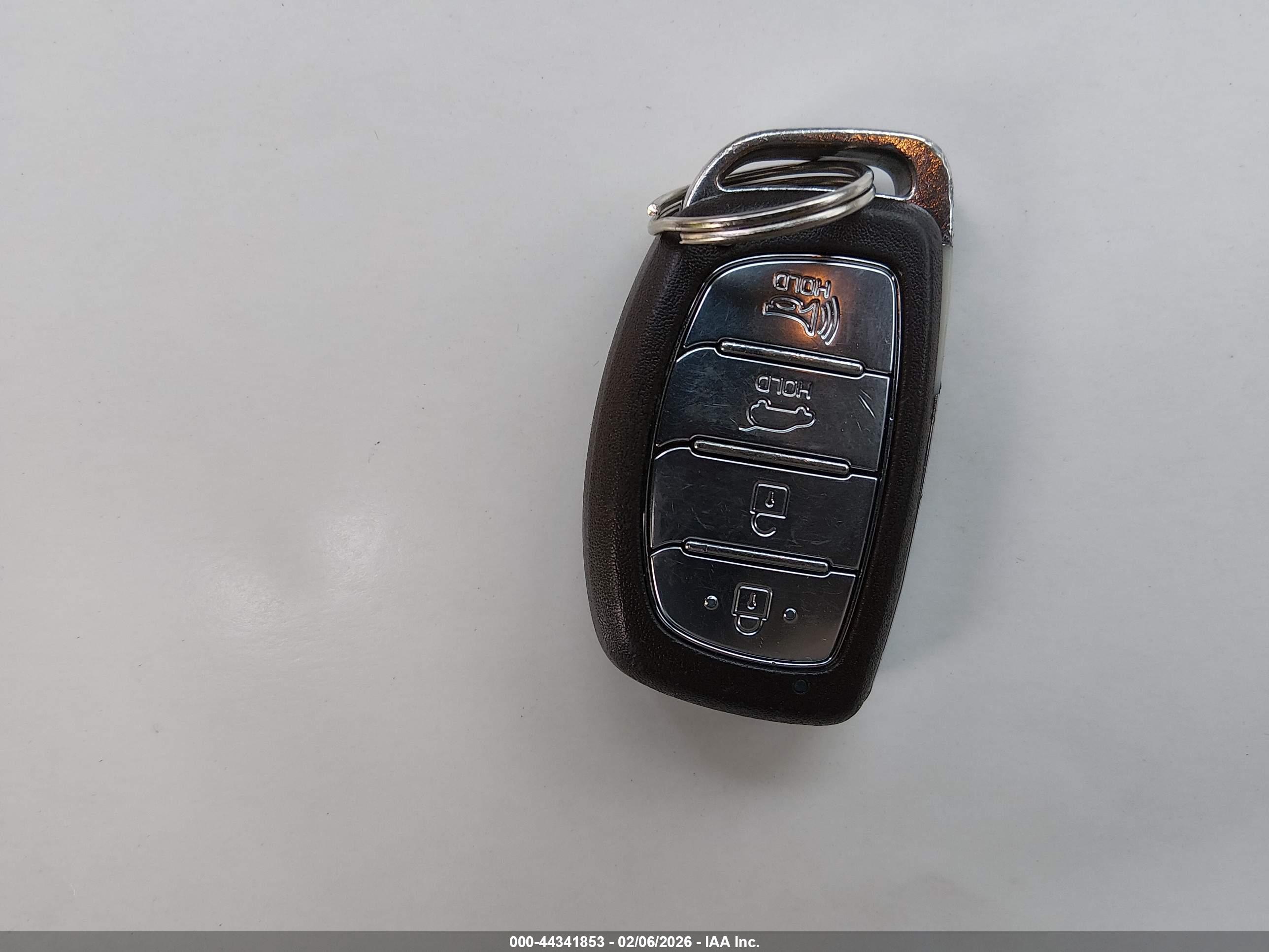 HYUNDAI TUCSON image 11