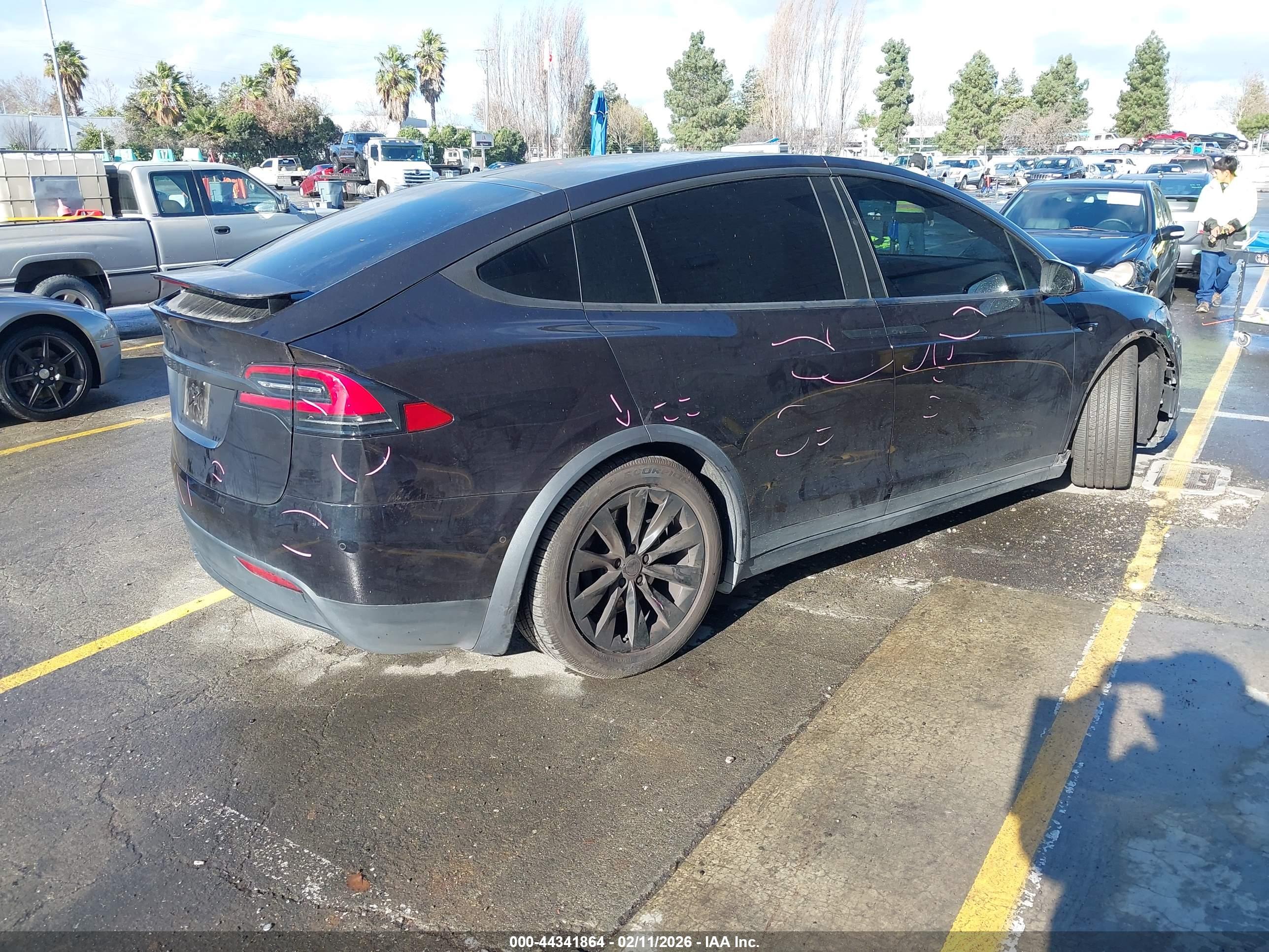 TESLA MODEL image 4