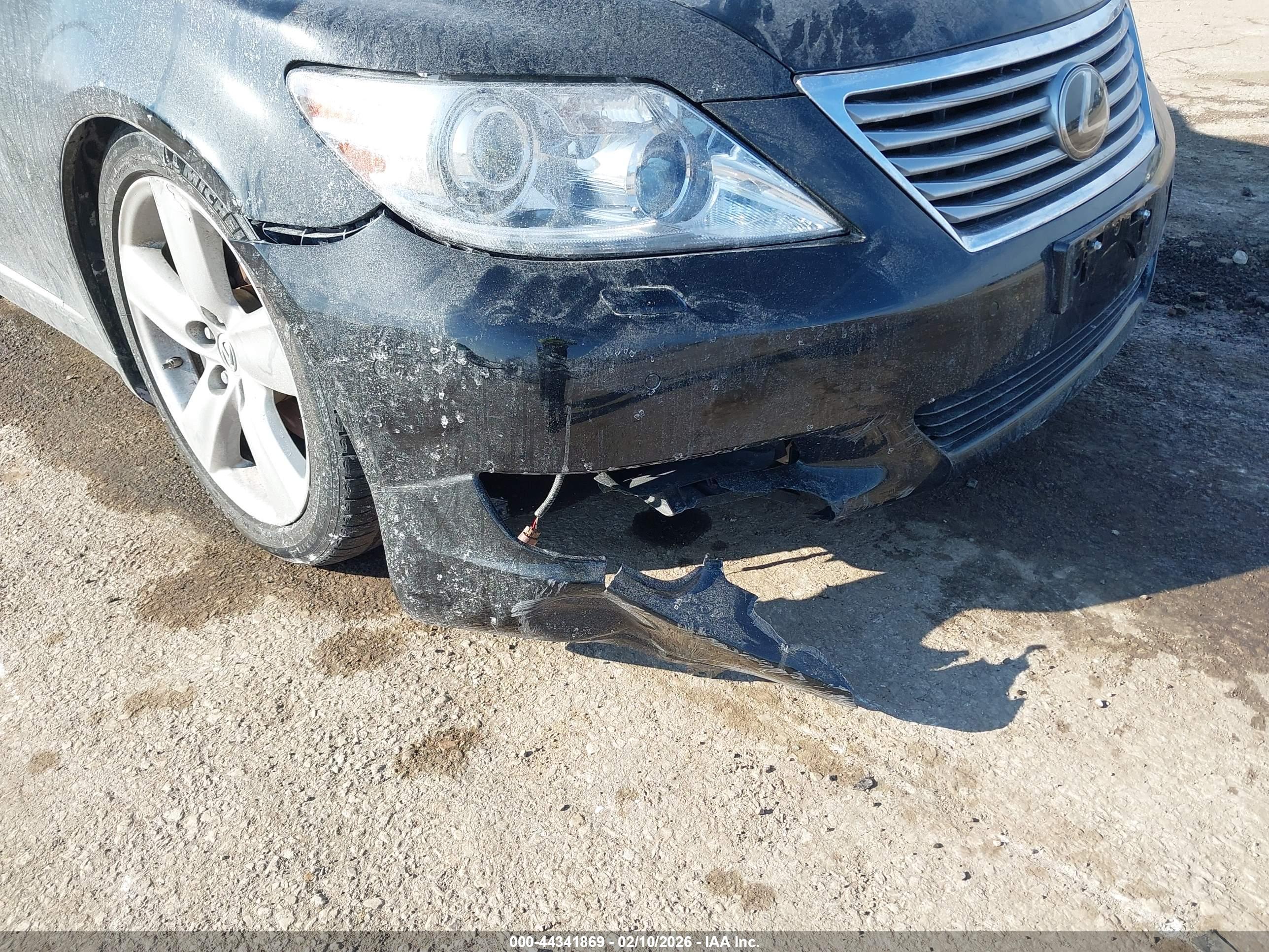 LEXUS LS image 6