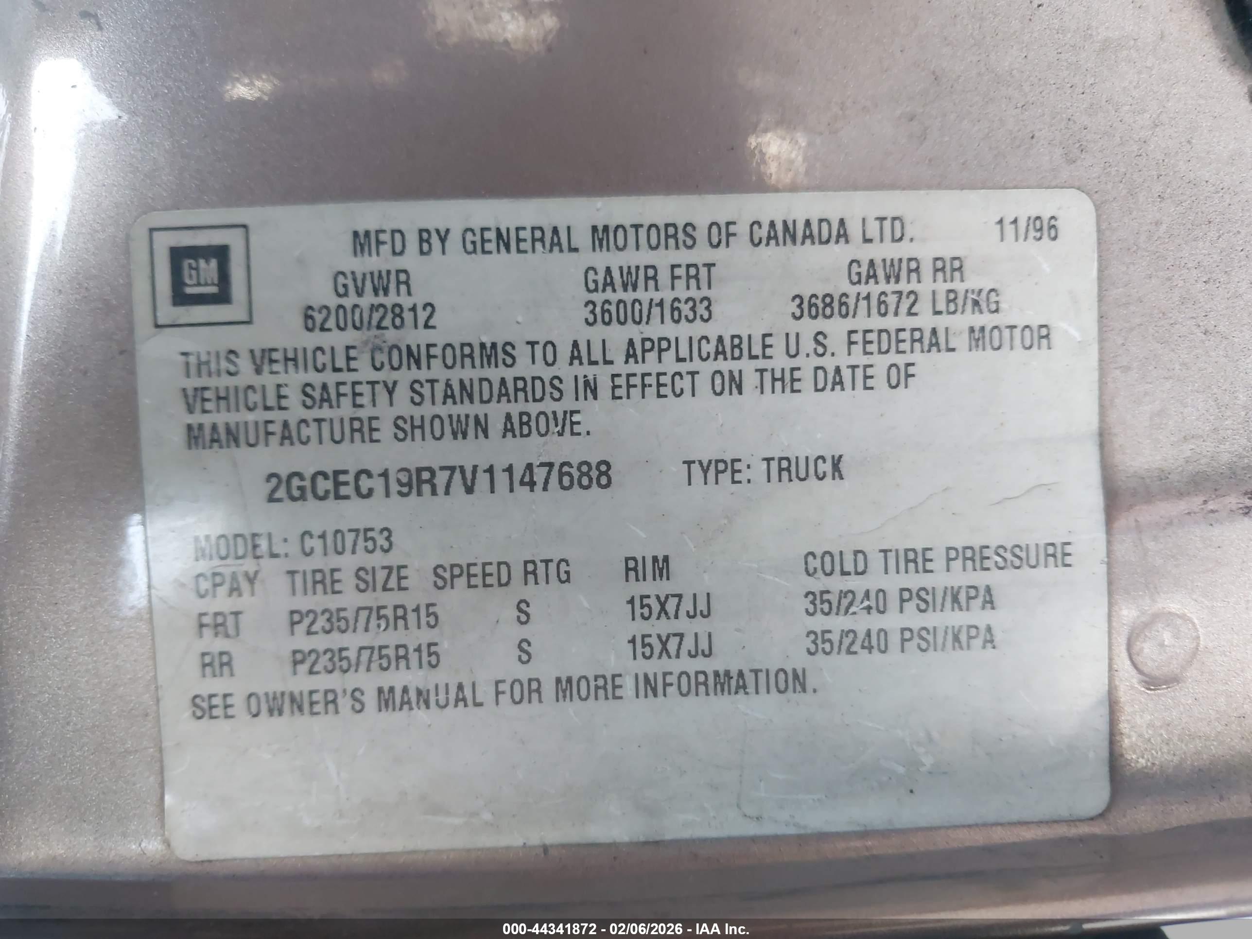 CHEVROLET C1500 image 9