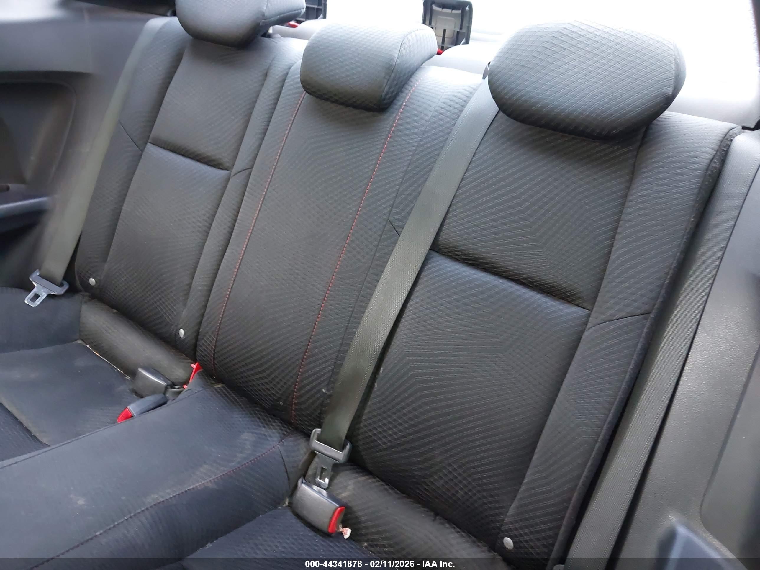 HONDA CIVIC image 8