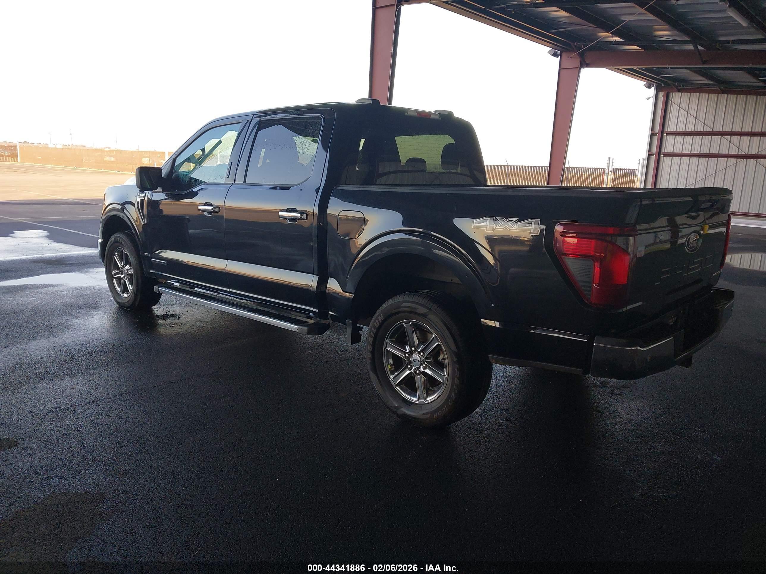 FORD F-150 image 3