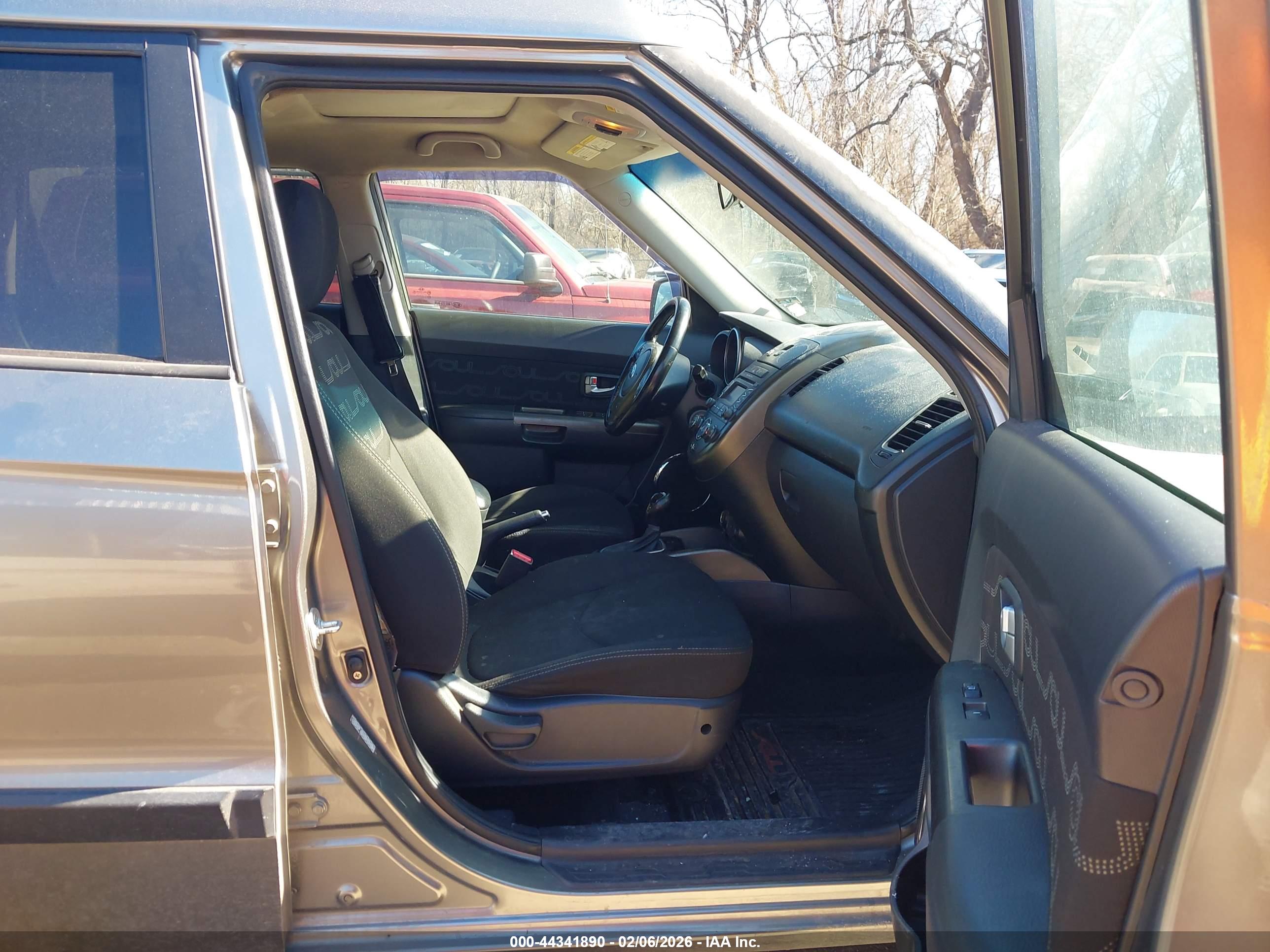 KIA SOUL image 5