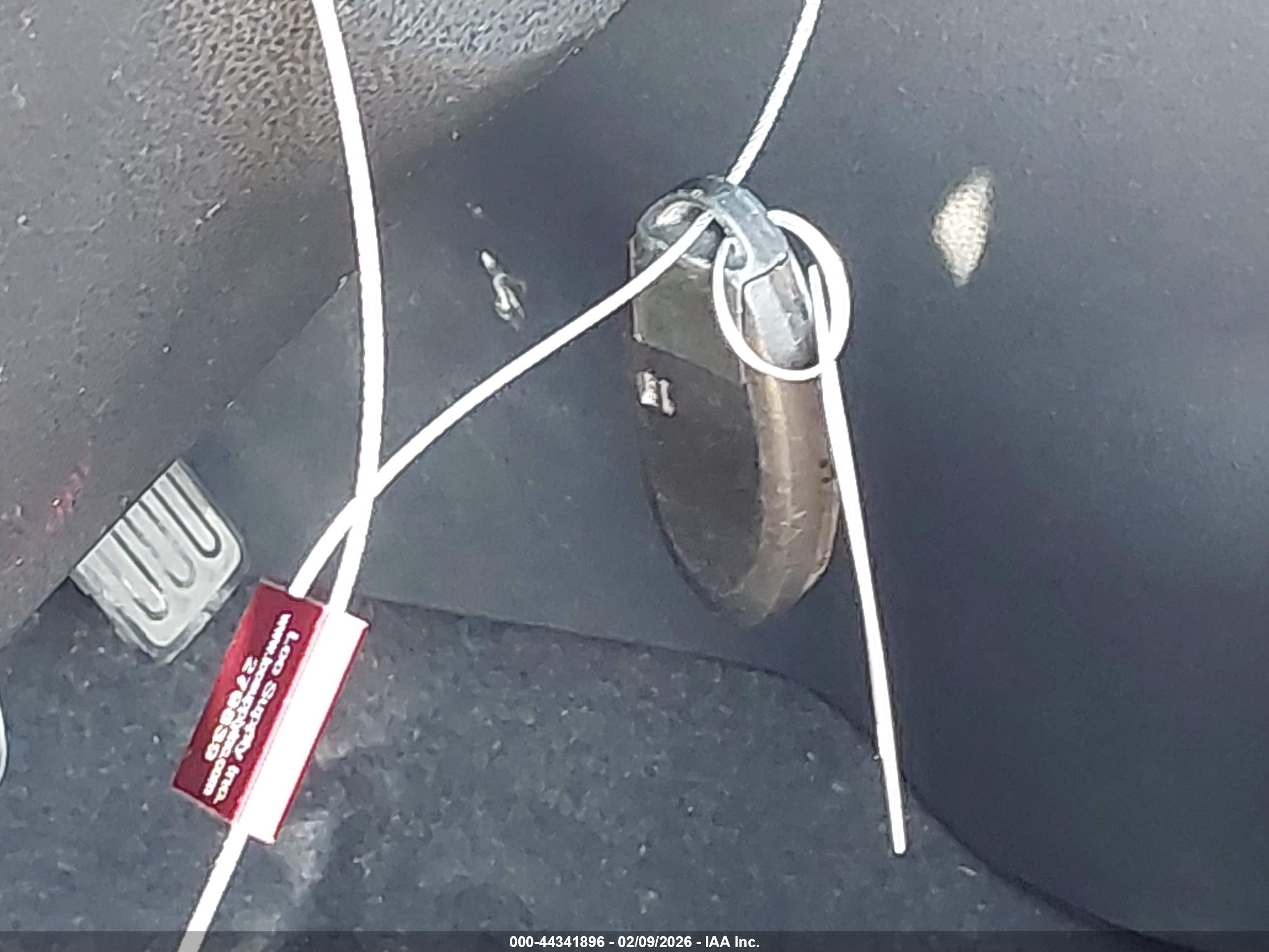 NISSAN ROGUE image 11