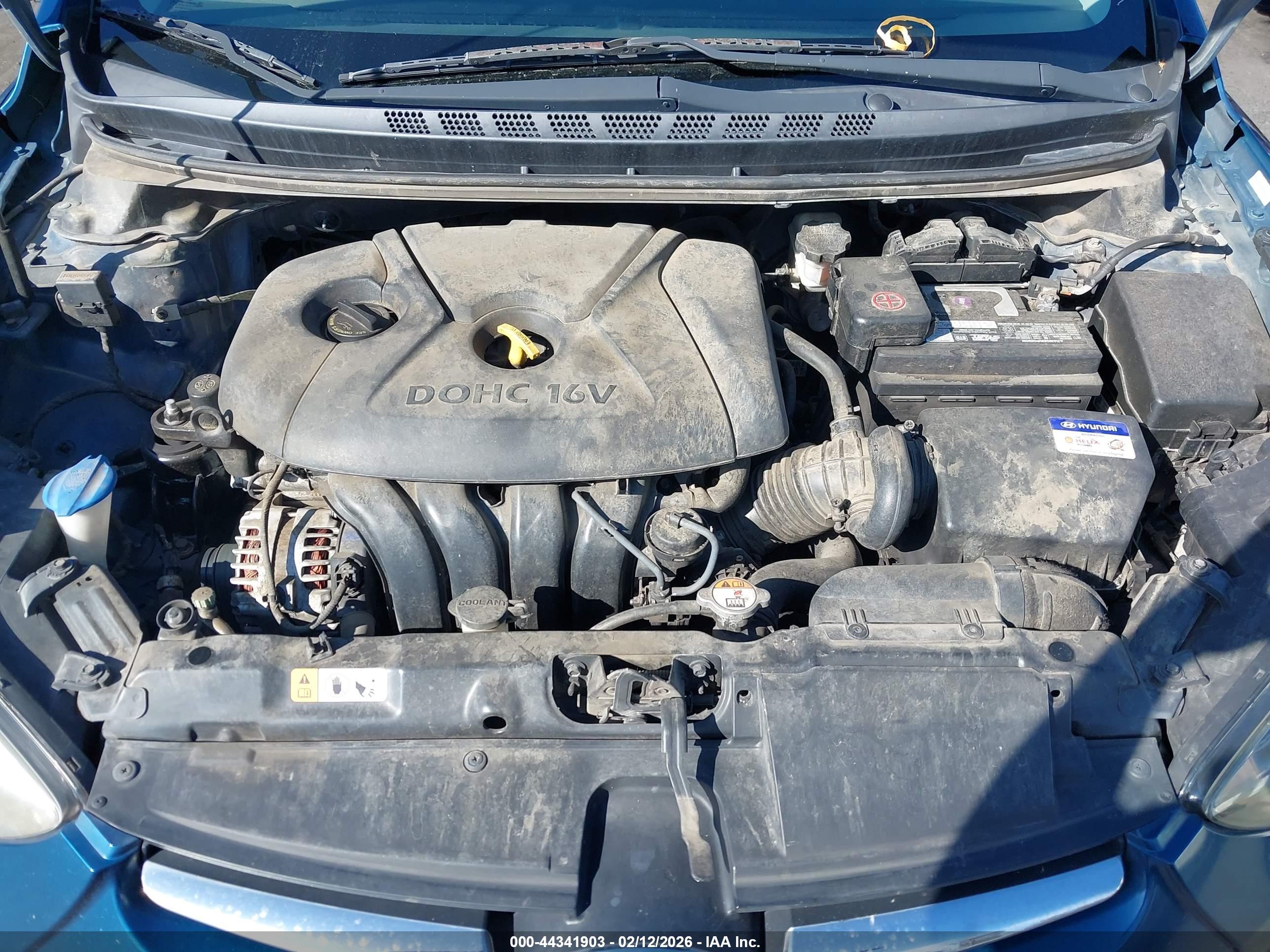 HYUNDAI ELANTRA image 10