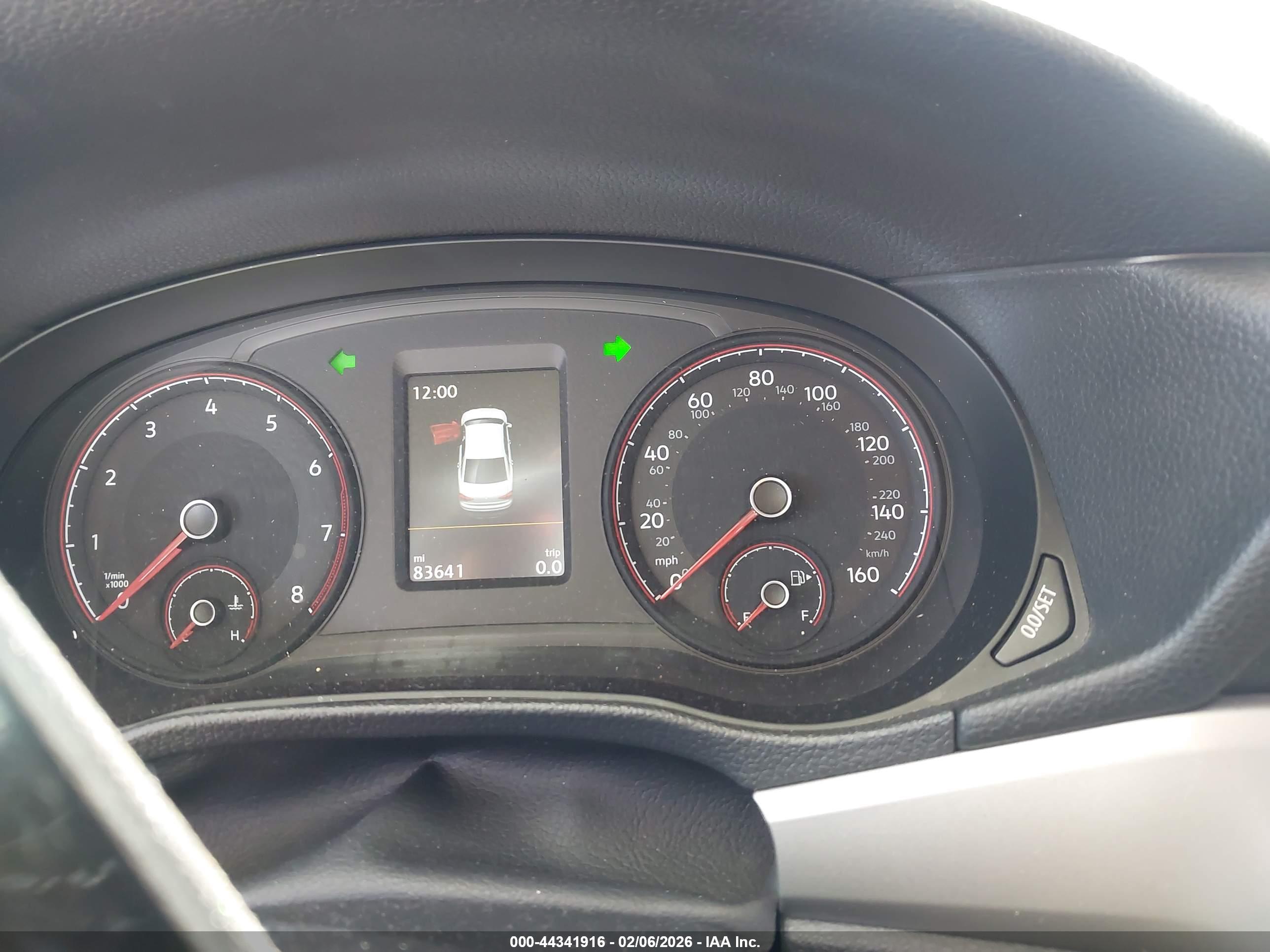 VOLKSWAGEN PASSAT image 7