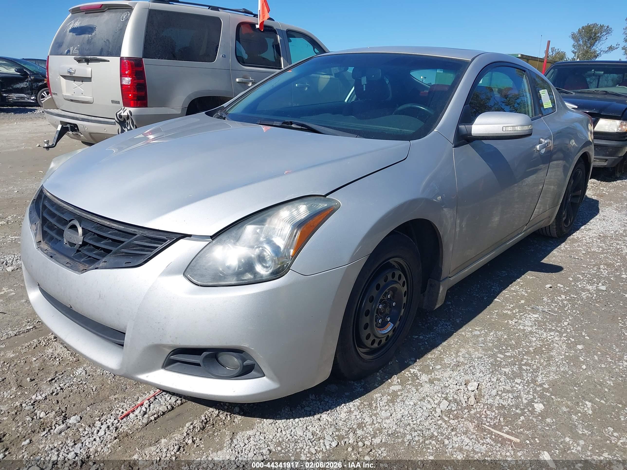 NISSAN ALTIMA image 2