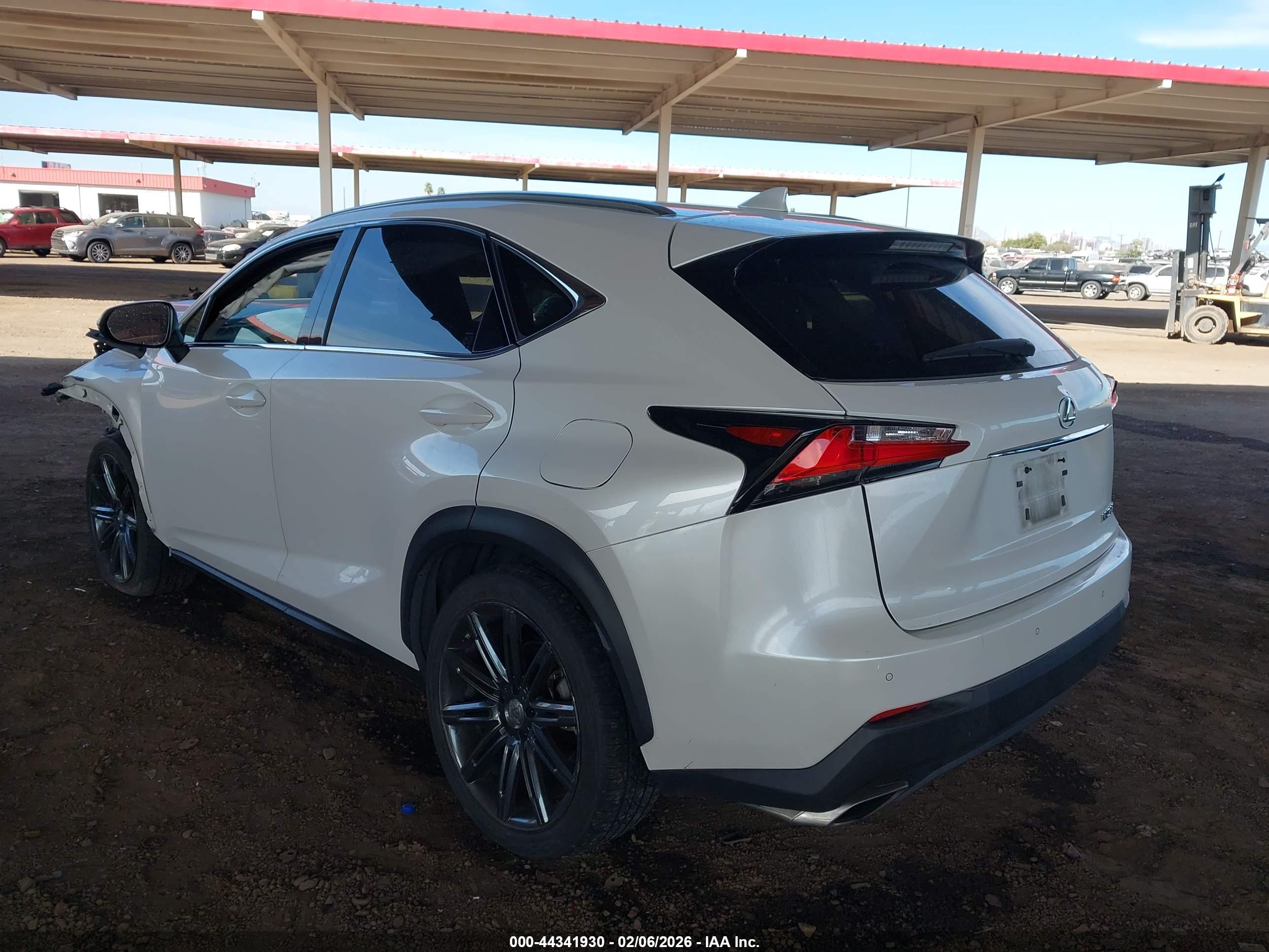 LEXUS NX image 3